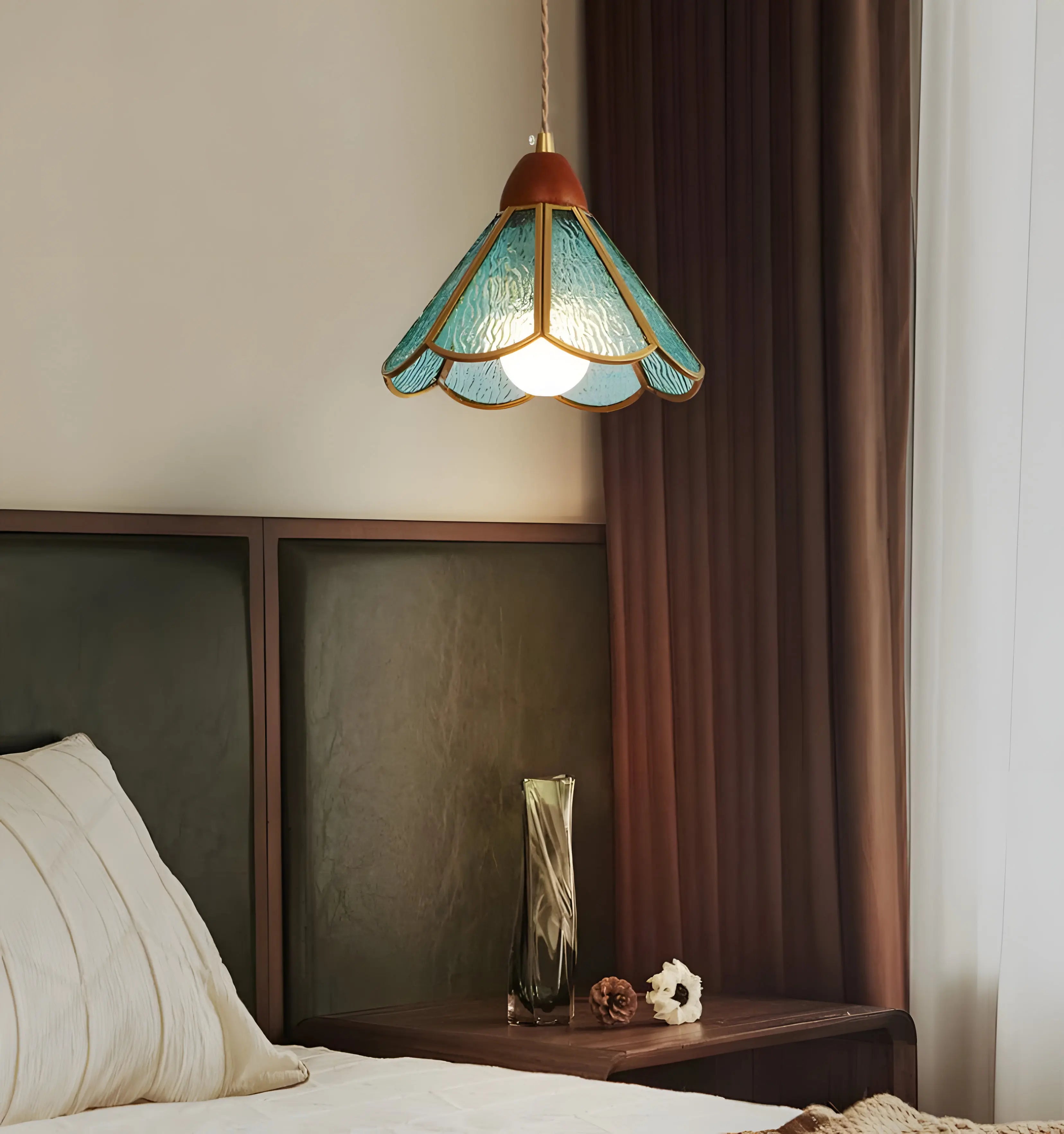 Tiffany Stained Glass Pendant Lamp - Yiarolight