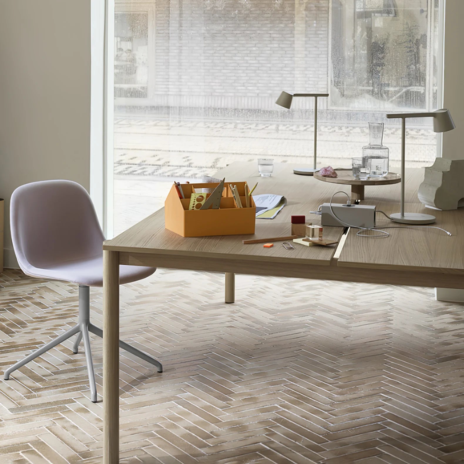 Core Table Lamp - Yiarolight