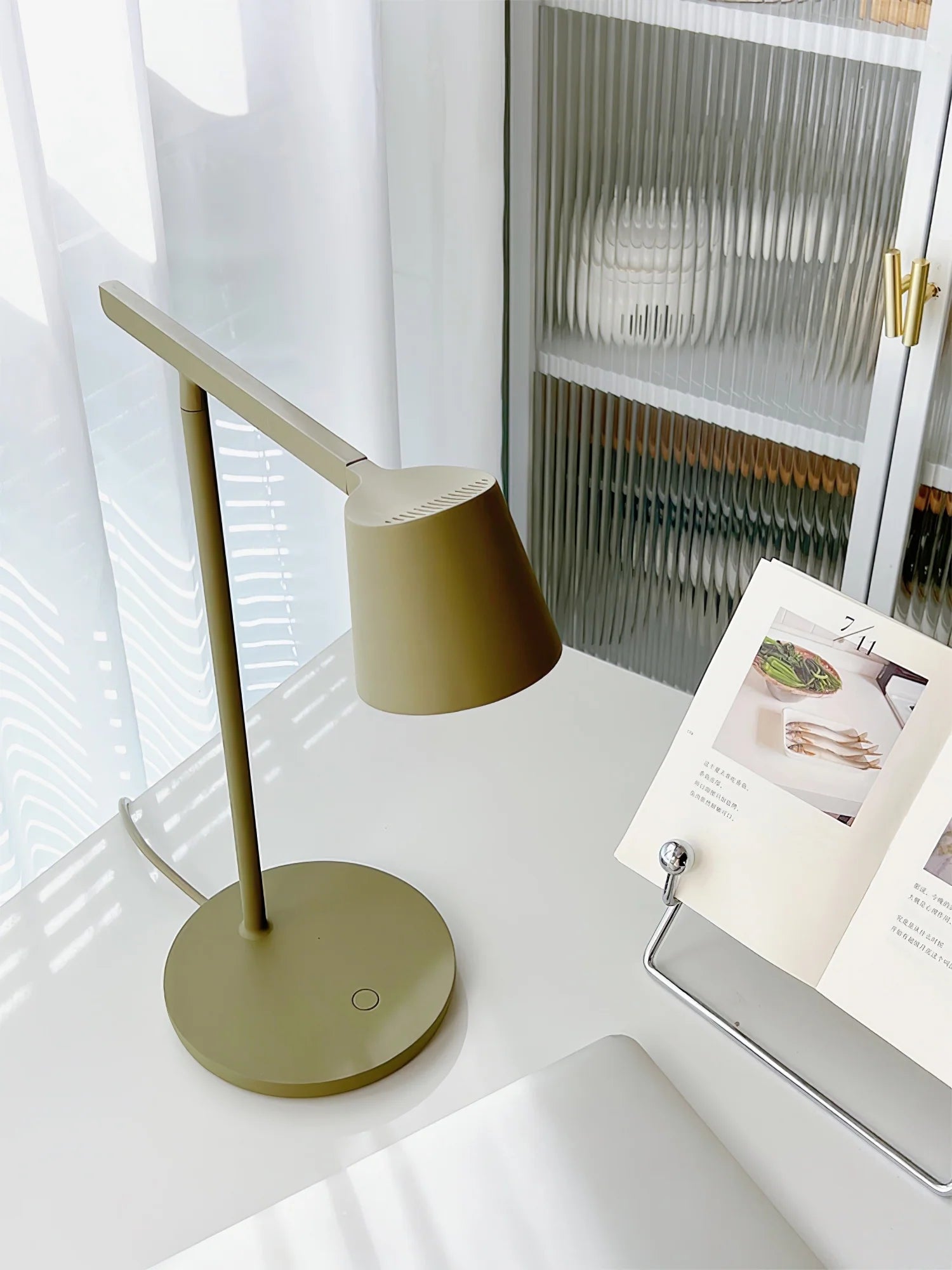 Core Table Lamp - Yiarolight