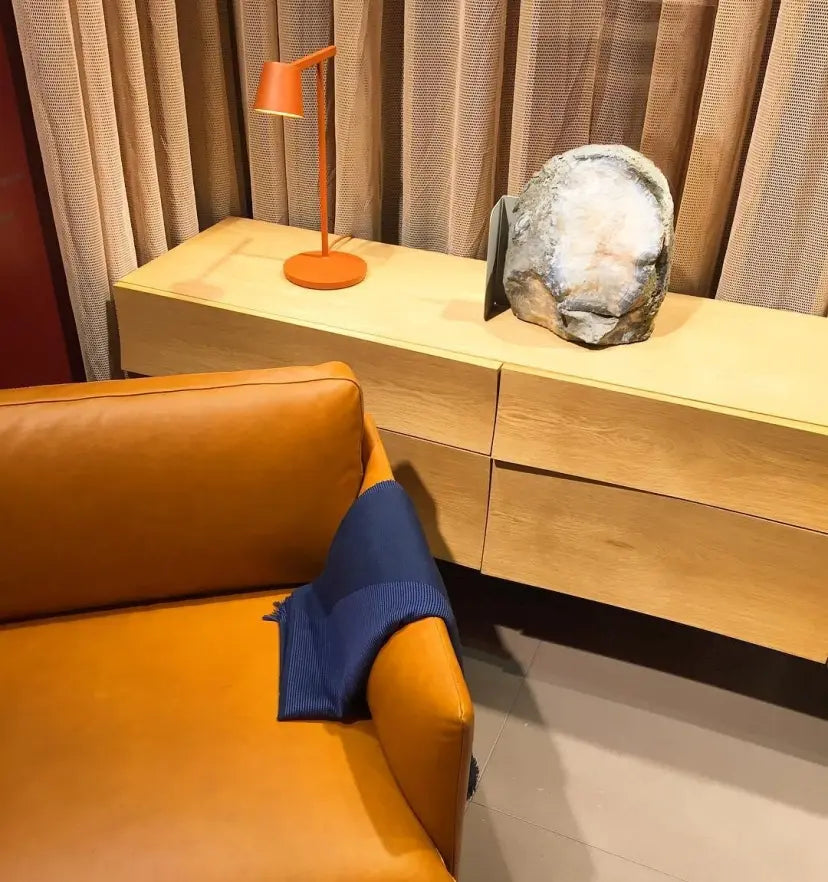 Core Table Lamp - Yiarolight