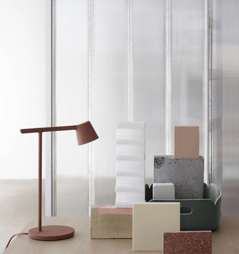 Core Table Lamp - Yiarolight