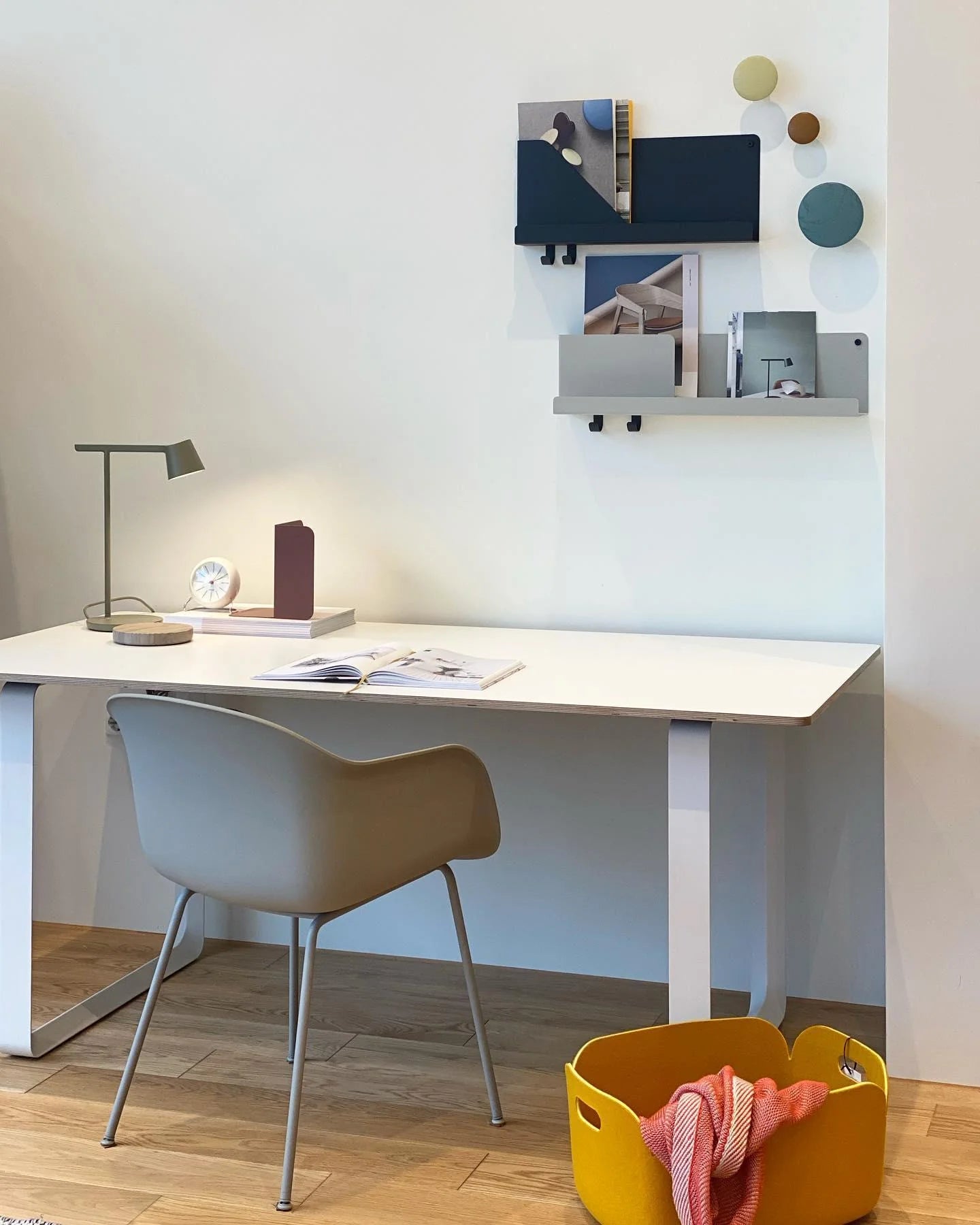 Core Table Lamp - Yiarolight