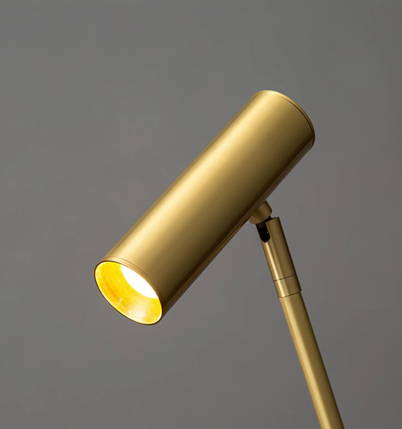 Tom LED Floor Lamp - Yiarolight