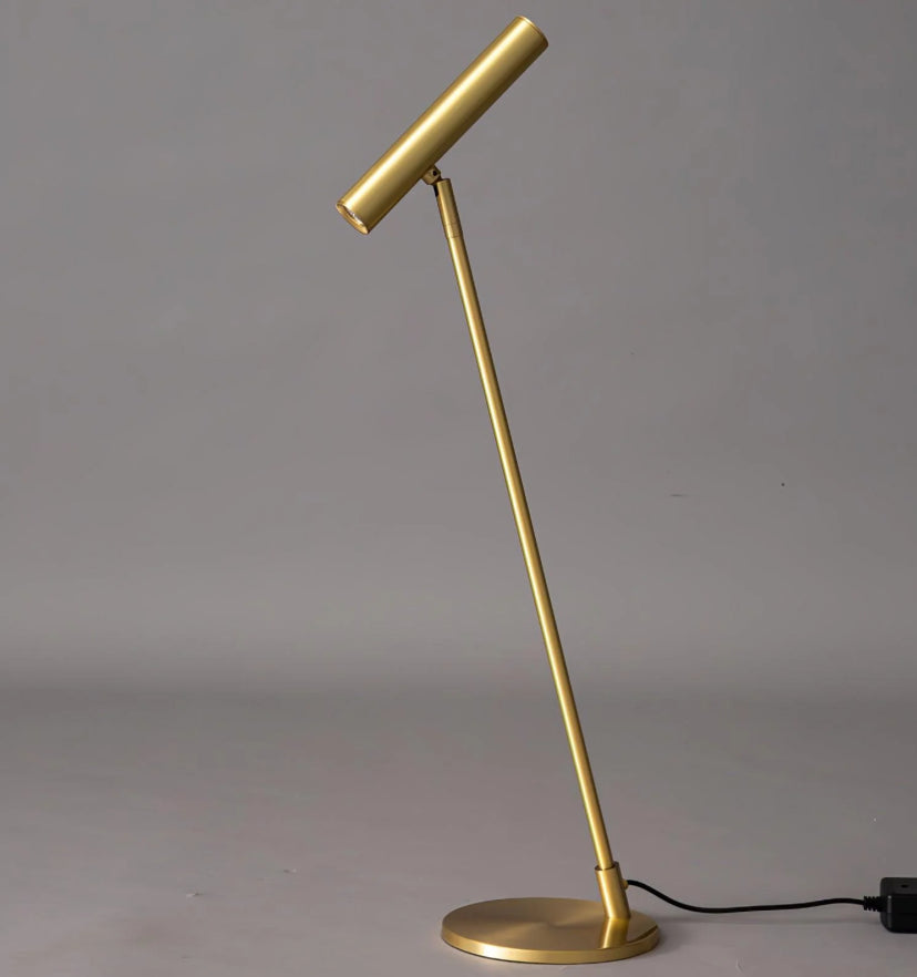 Tom LED Table Lamp - Yiarolight