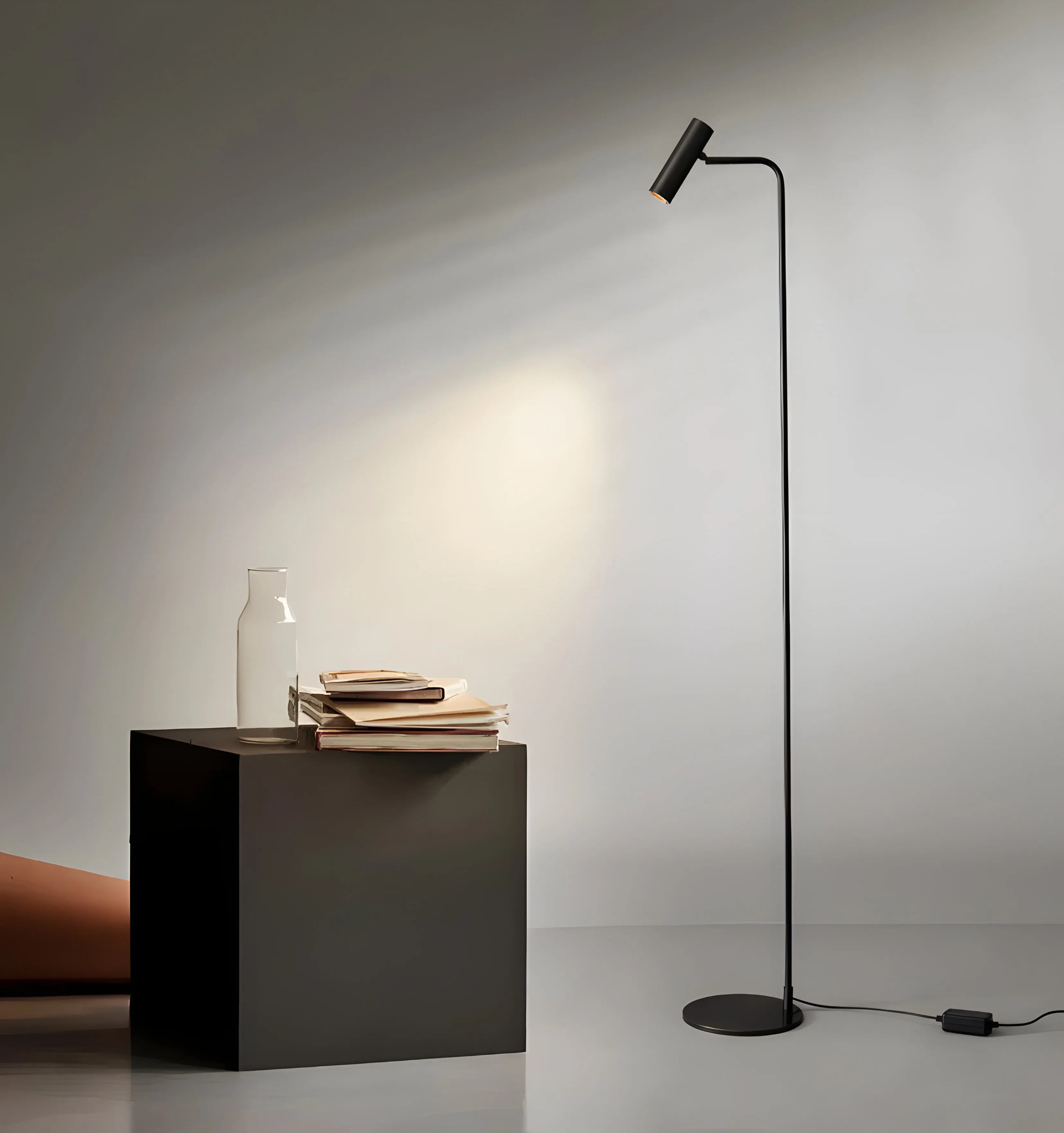 Torris Floor Lamp - Yiarolight