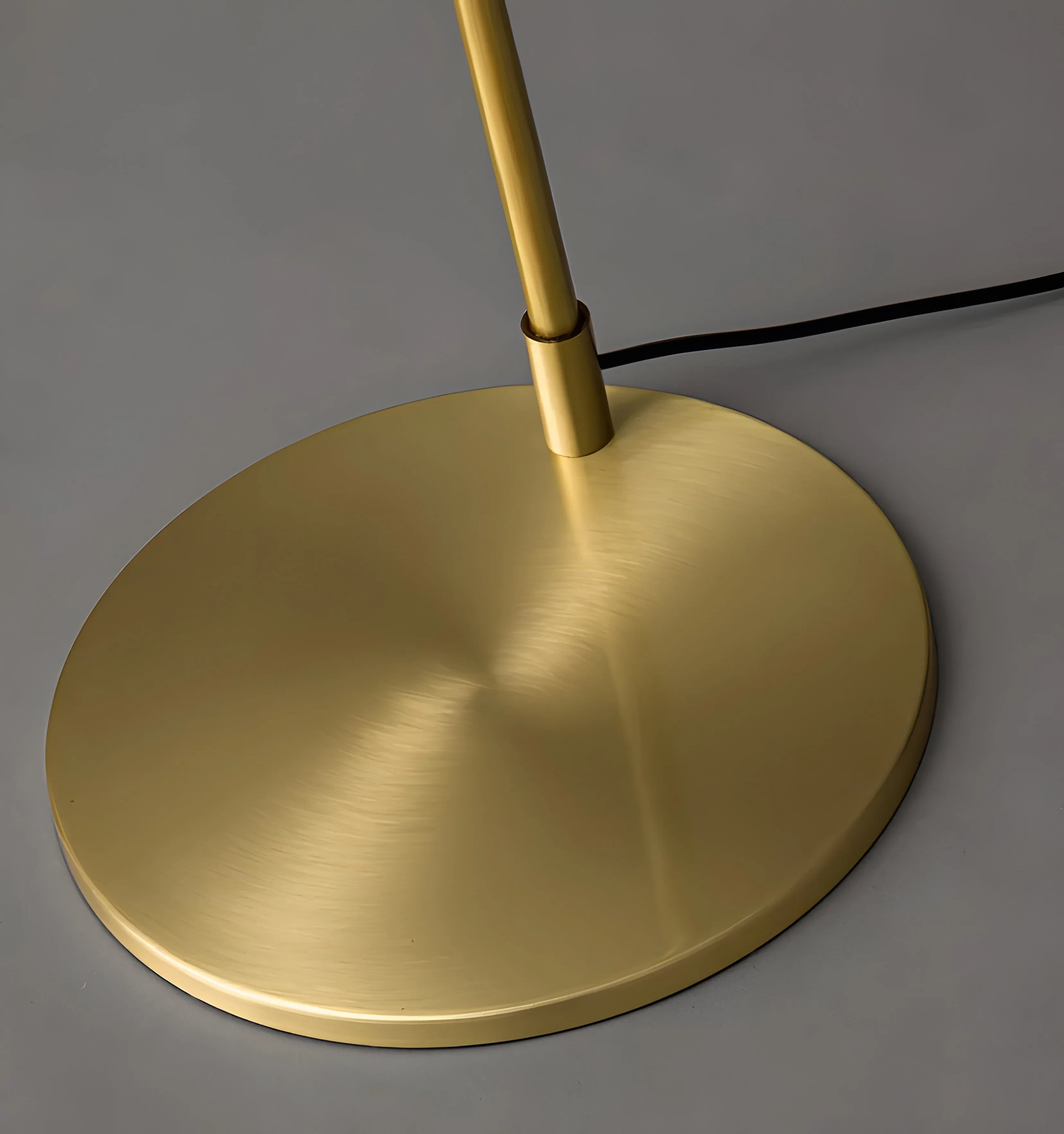Torris Floor Lamp - Yiarolight