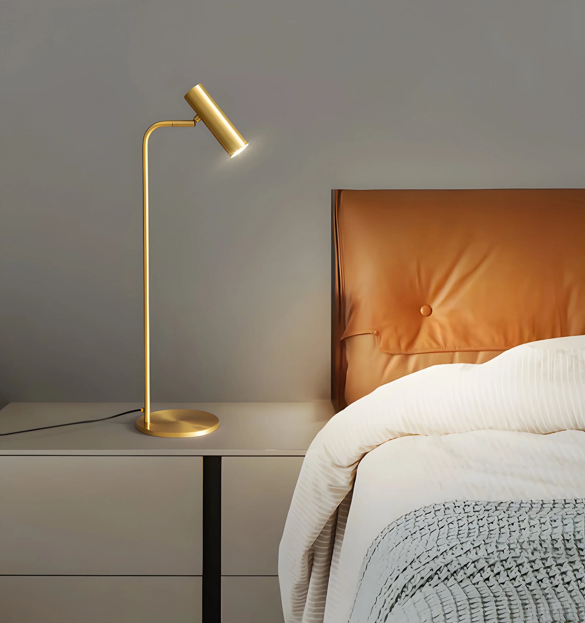 Torris Table Lamp - Yiarolight