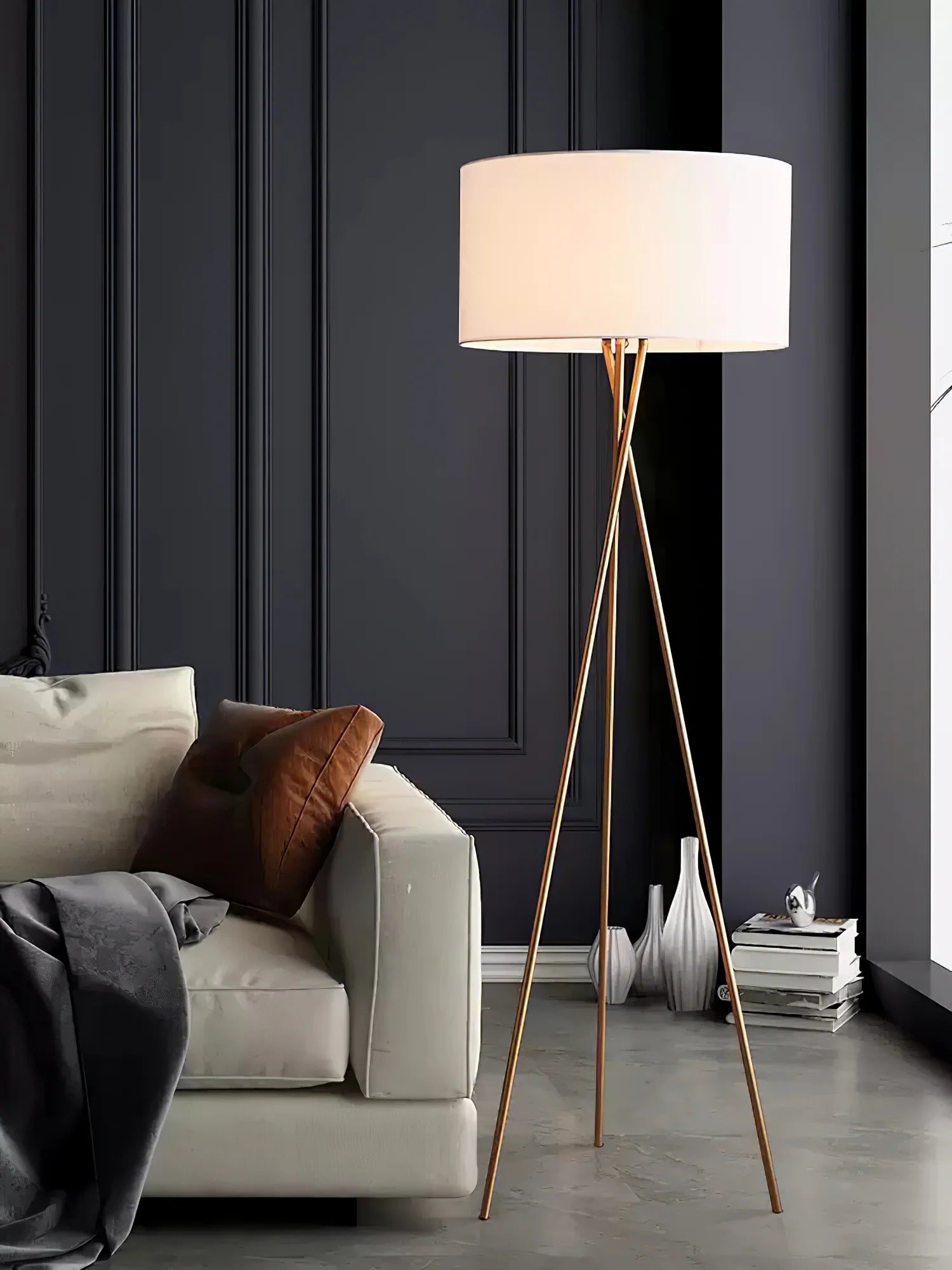 Tripod Grace Floor Lamp - Yiarolight