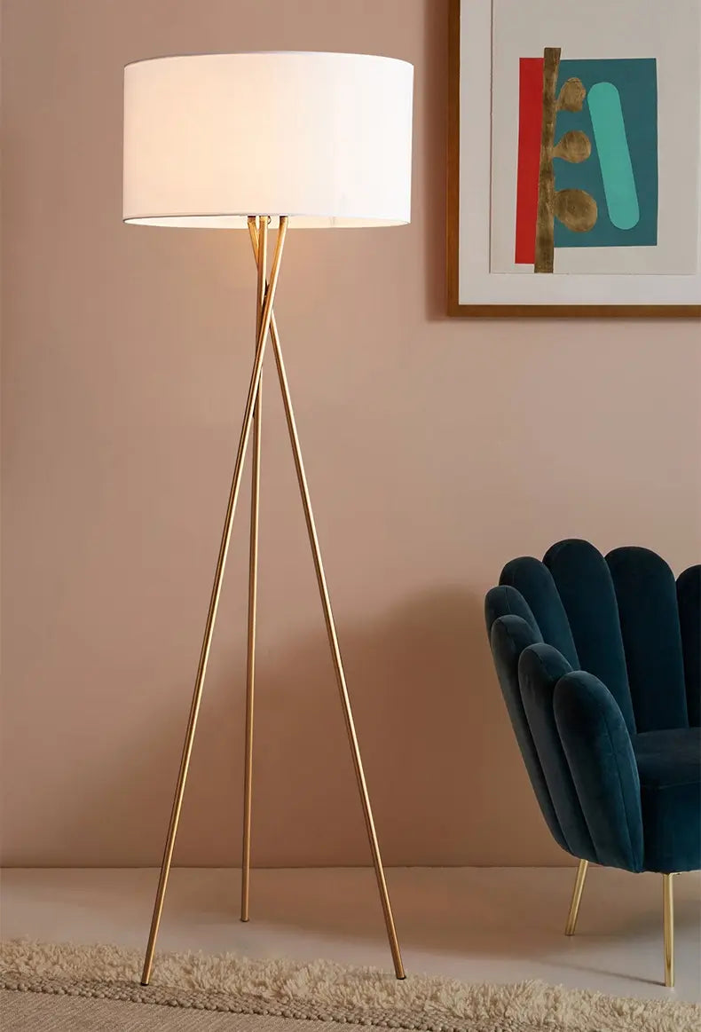 Tripod Grace Floor Lamp - Yiarolight
