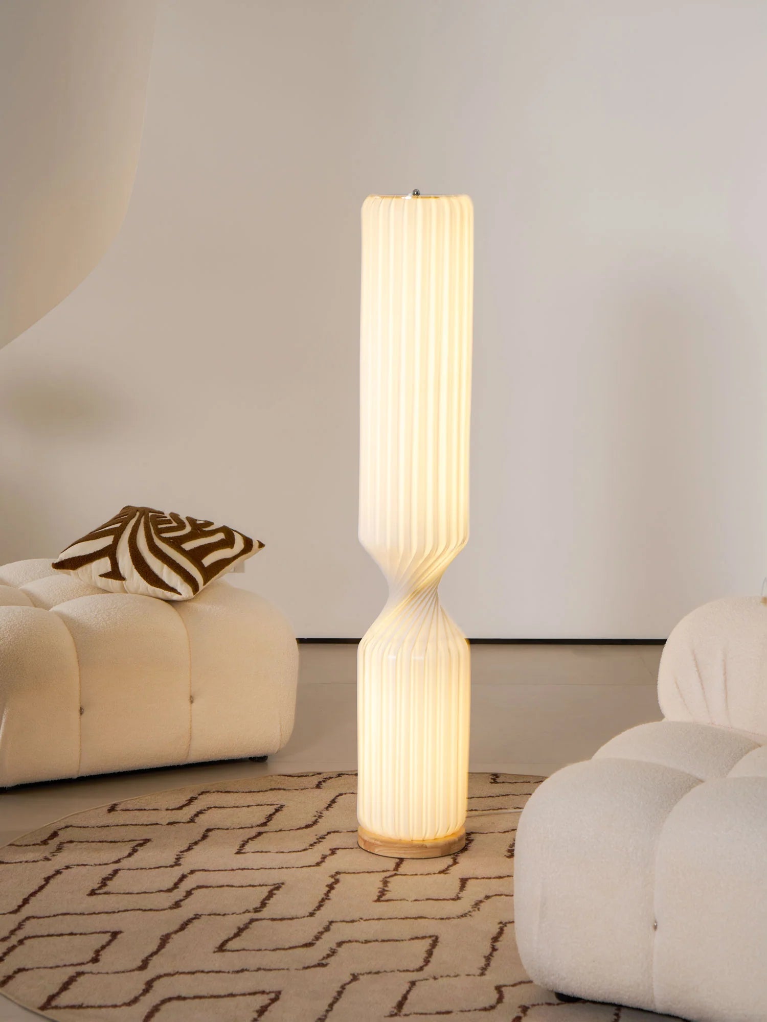 Twist Floor Lamp - Yiarolight