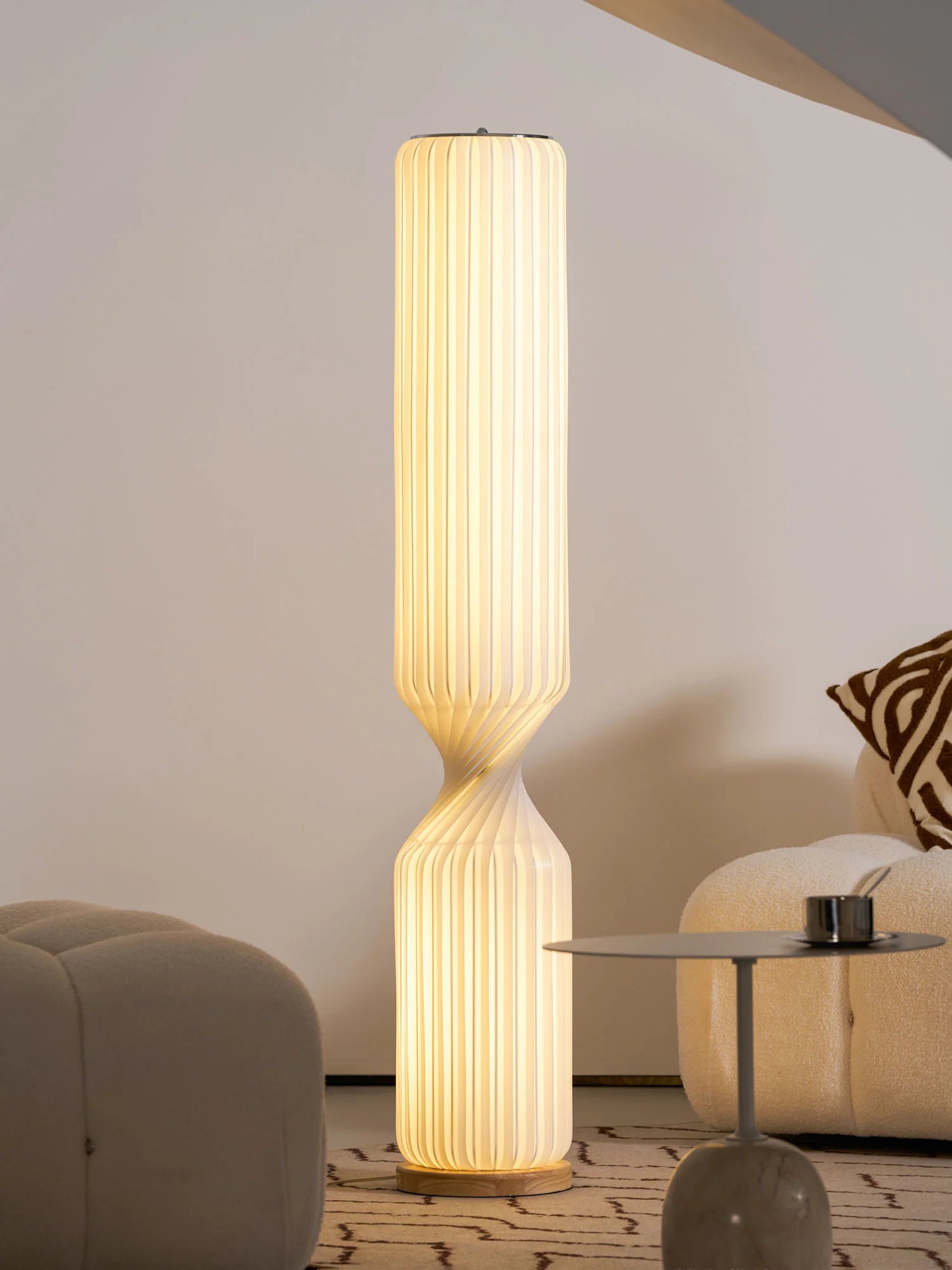 Twist Floor Lamp - Yiarolight
