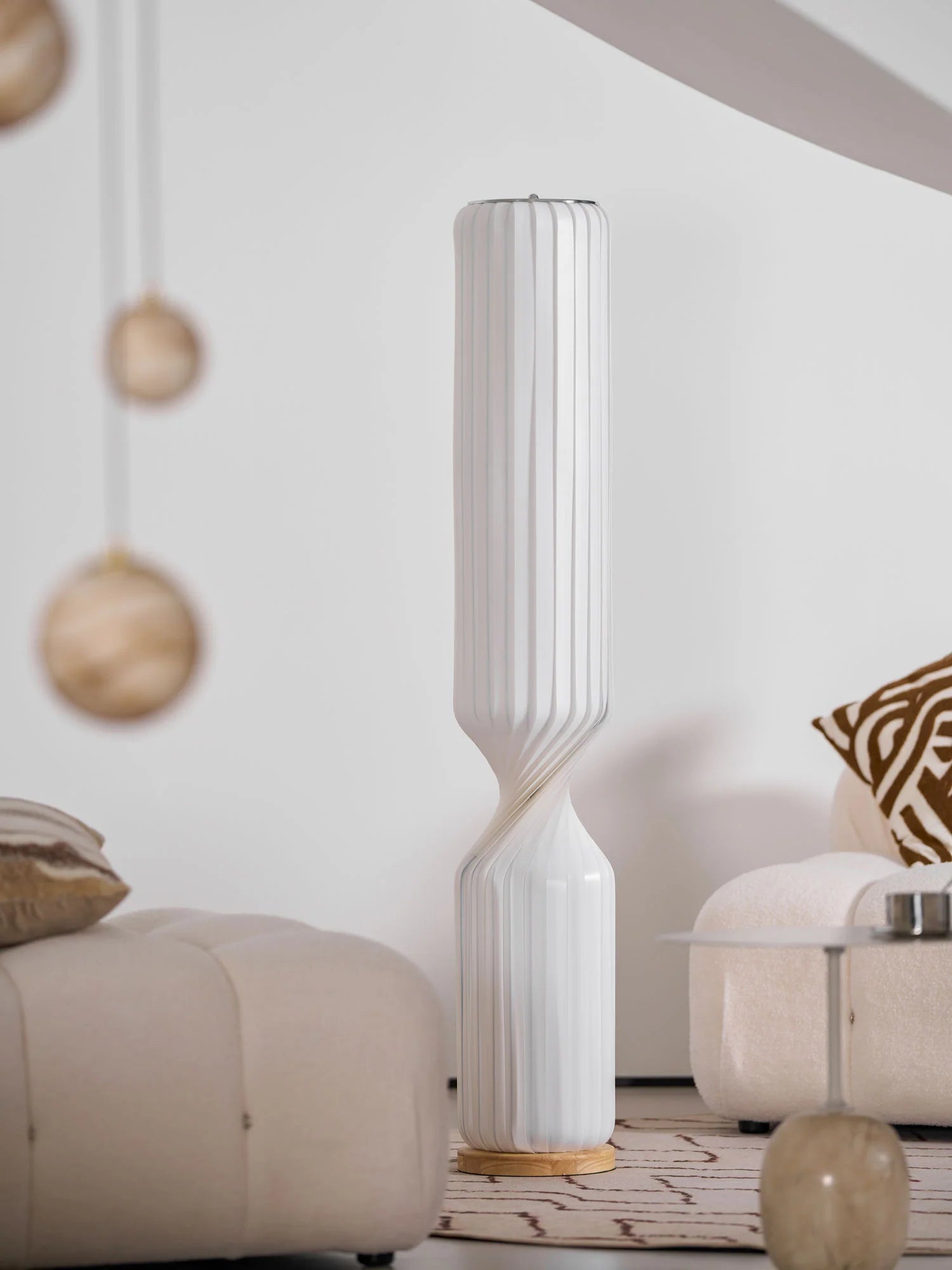 Twist Floor Lamp - Yiarolight