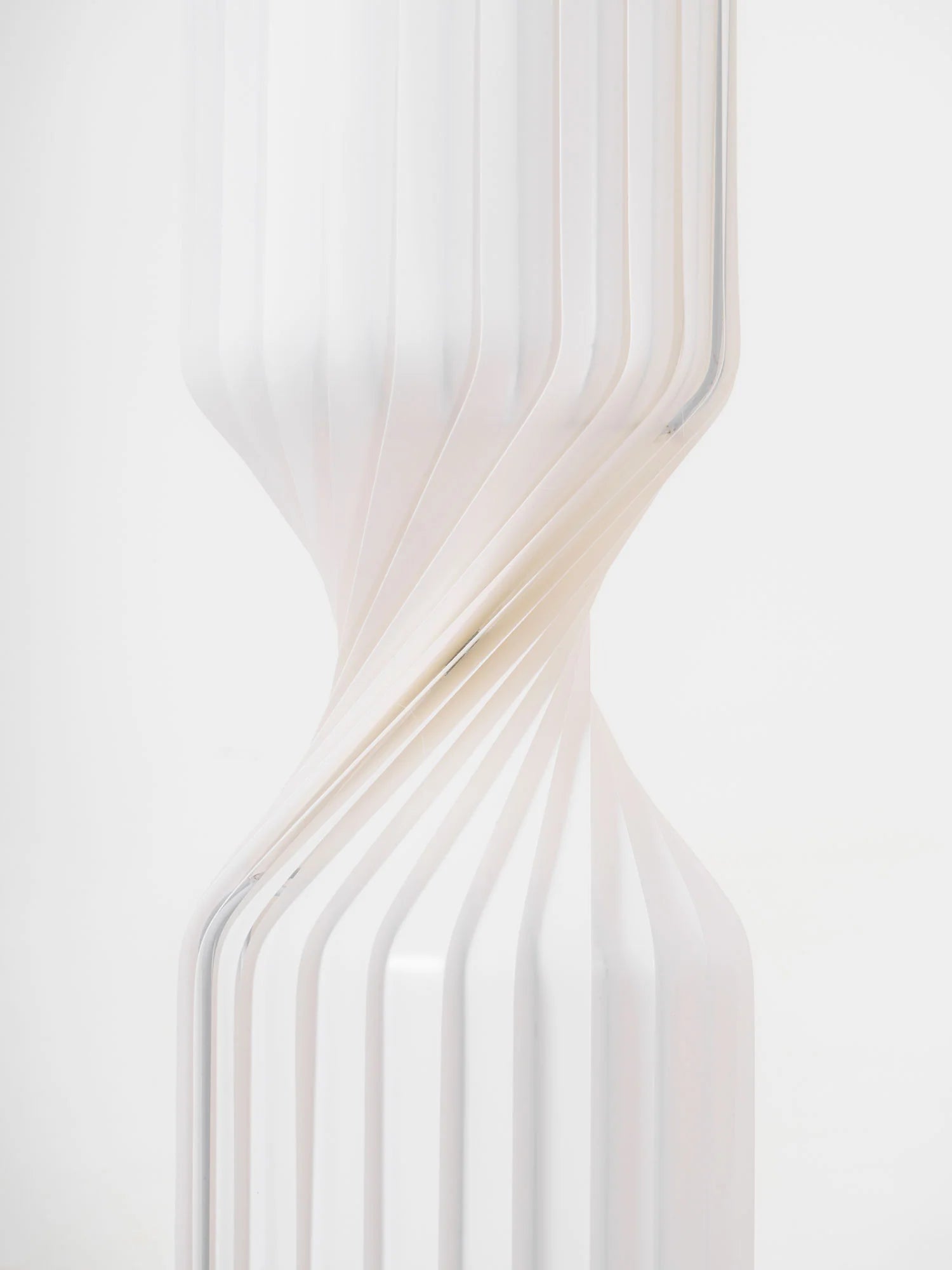 Twist Floor Lamp - Yiarolight