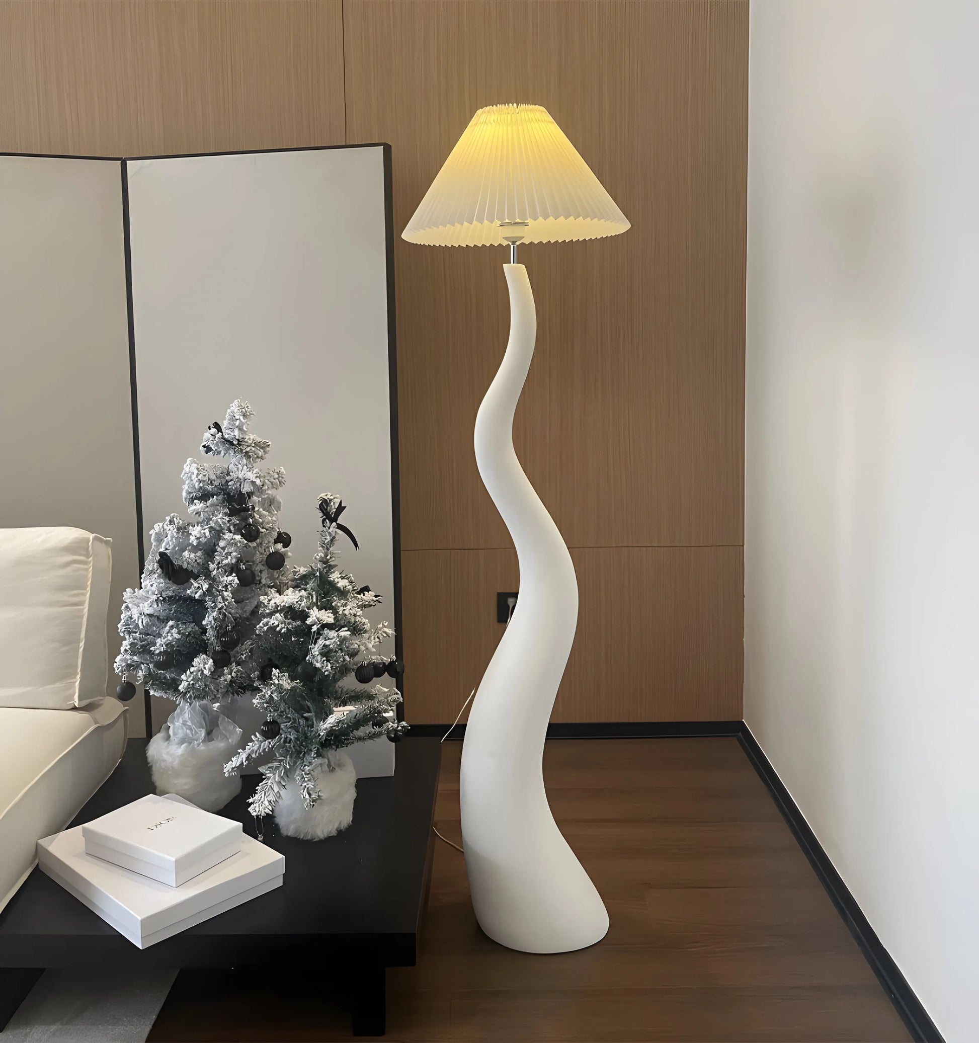 Twisted Pleated Floor Lamp - Yiarolight