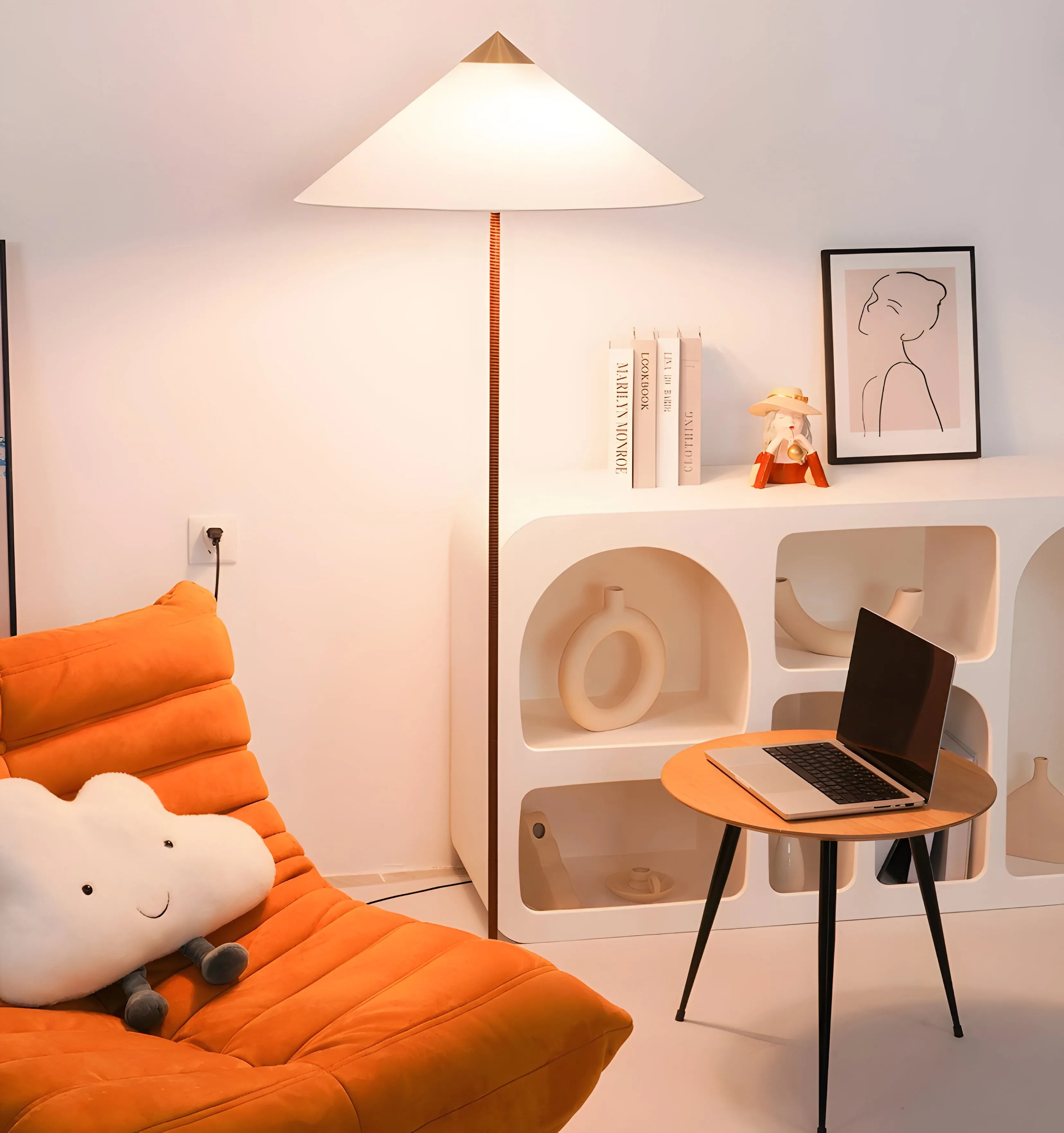 Tynell Floor Lamp - Yiarolight