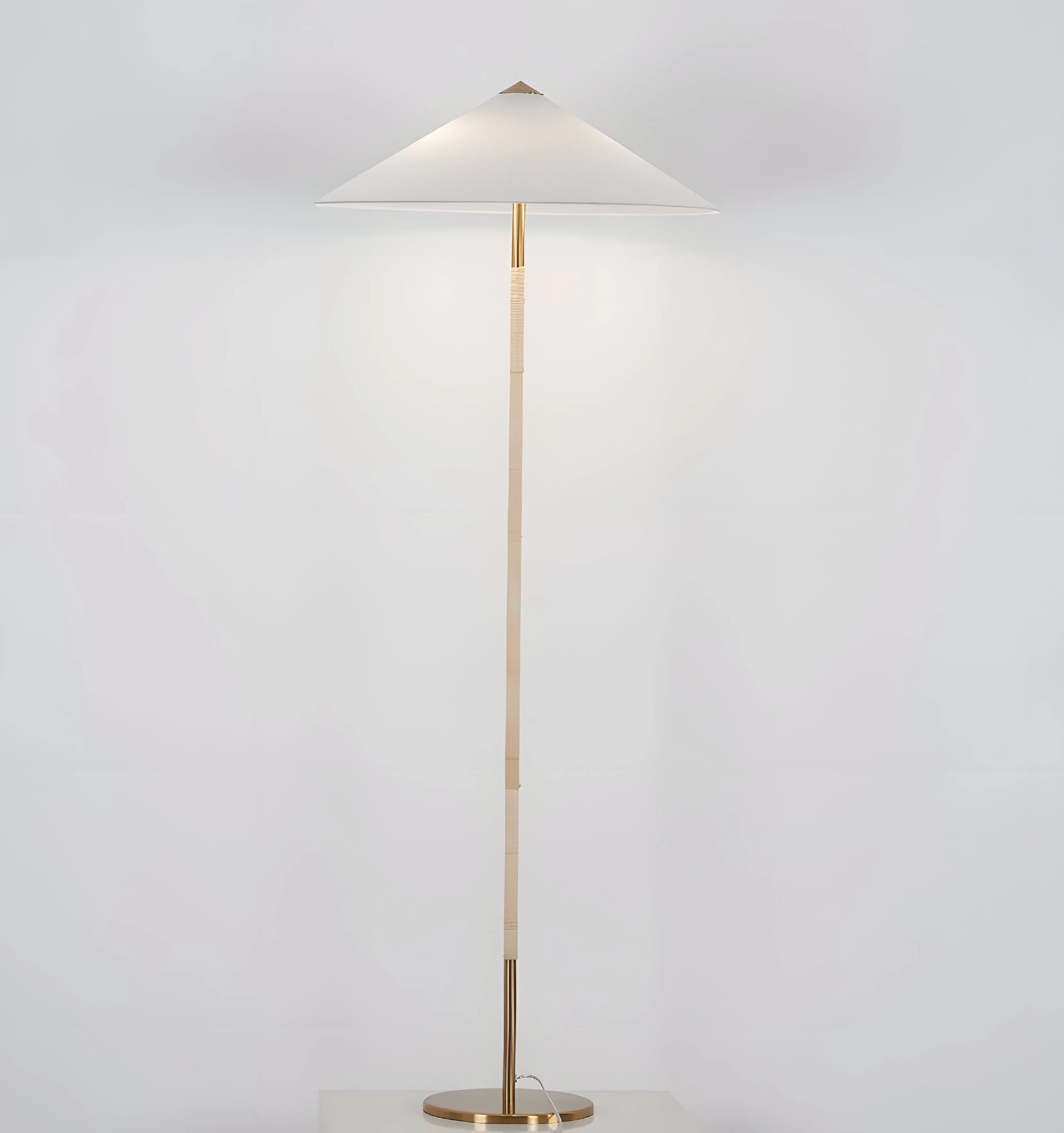 Tynell Floor Lamp - Yiarolight
