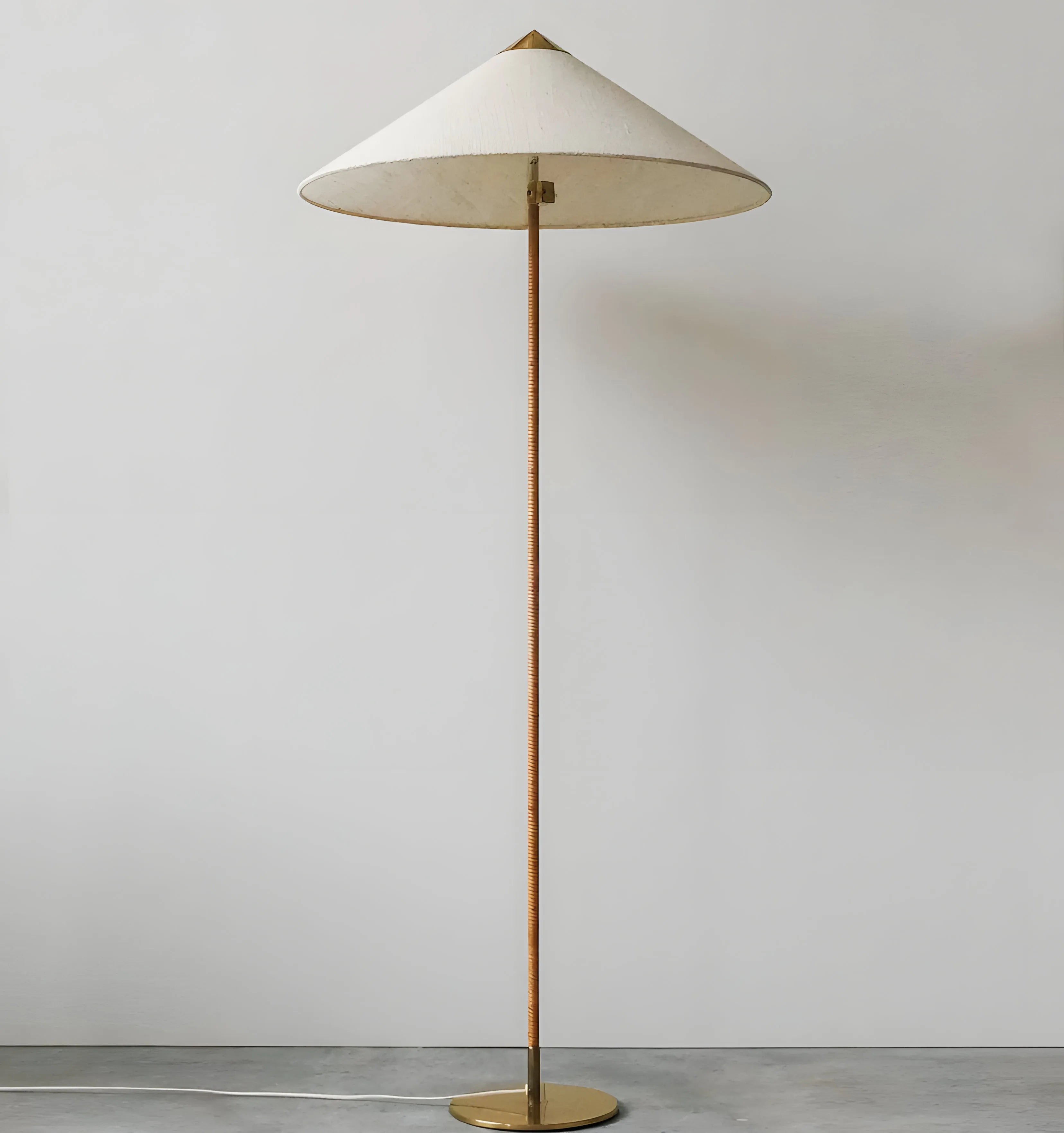 Tynell Floor Lamp - Yiarolight