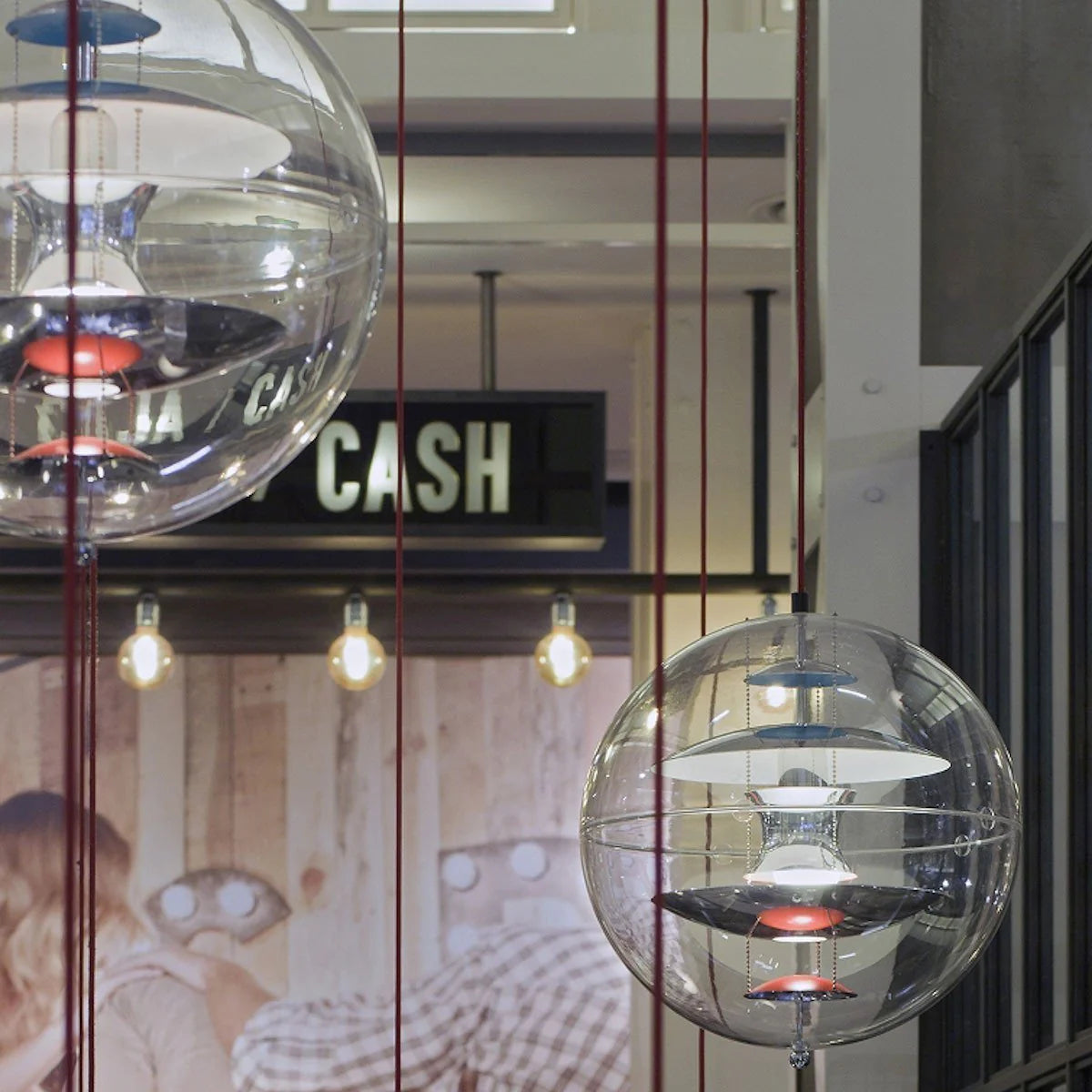 Round Sphere Pendant Lamp - Yiarolight