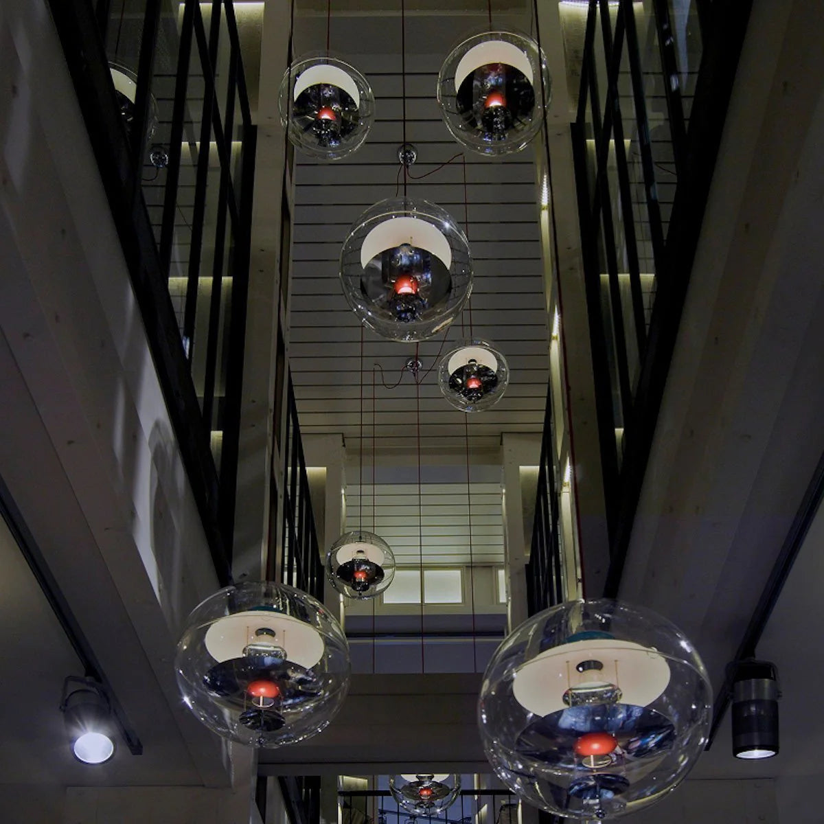 Round Sphere Pendant Lamp - Yiarolight