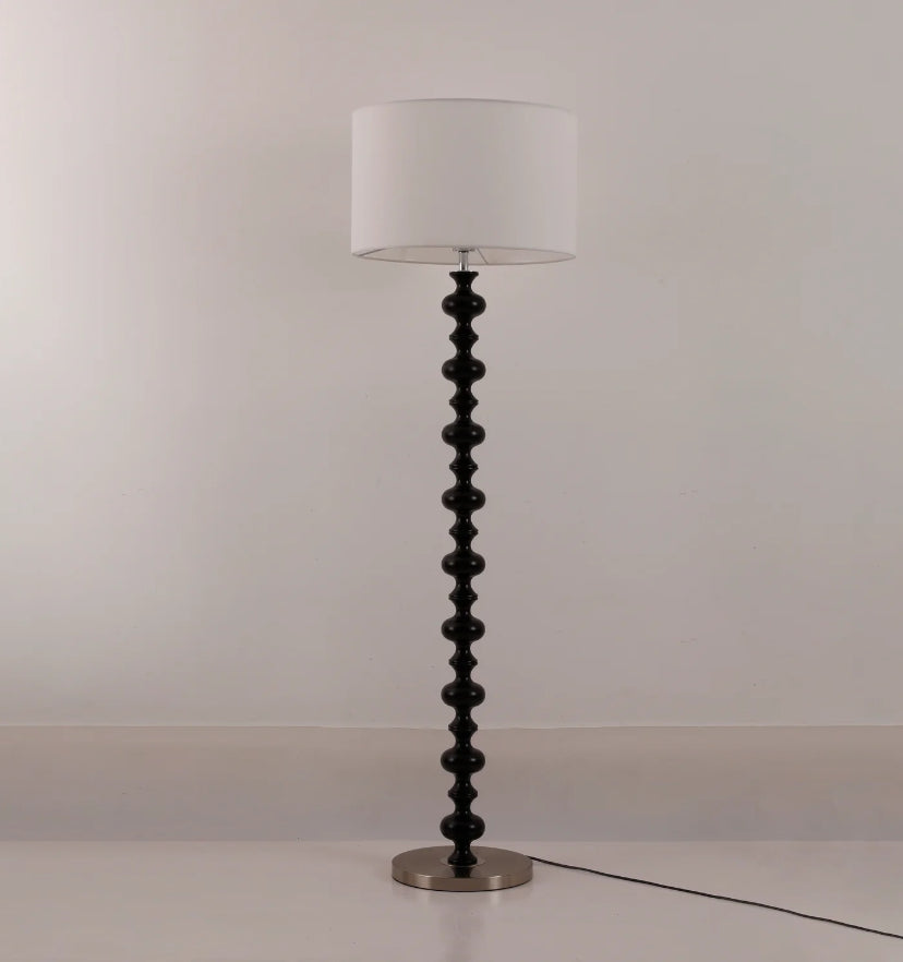 Vera Floor Lamp - Yiarolight
