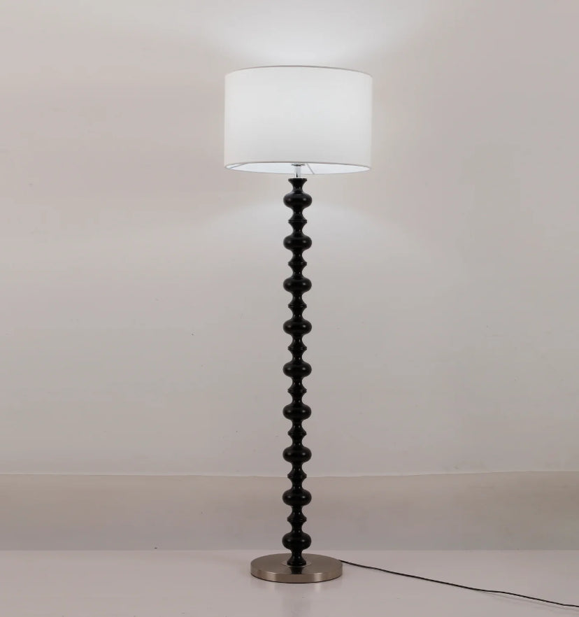 Vera Floor Lamp - Yiarolight