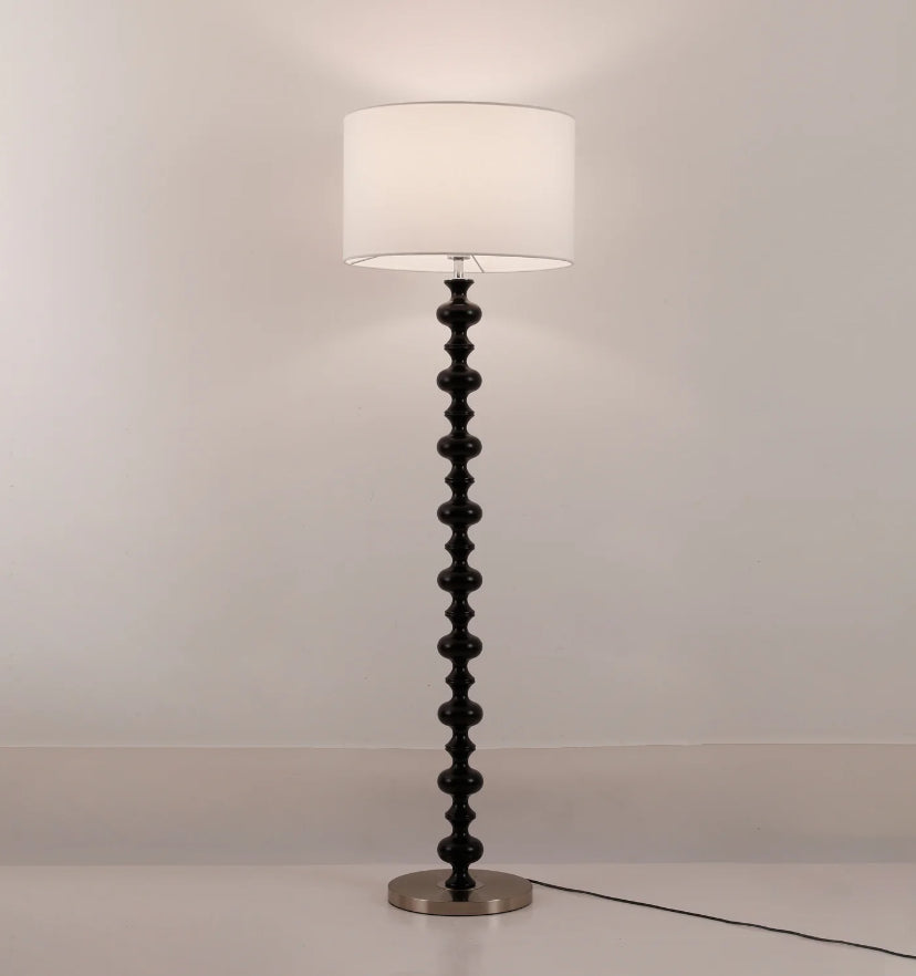 Vera Floor Lamp - Yiarolight