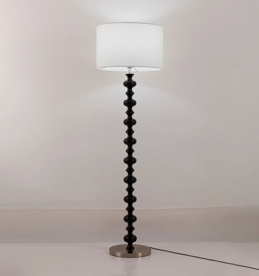 Vera Floor Lamp - Yiarolight