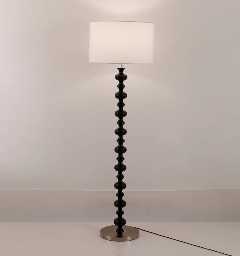 Vera Floor Lamp - Yiarolight
