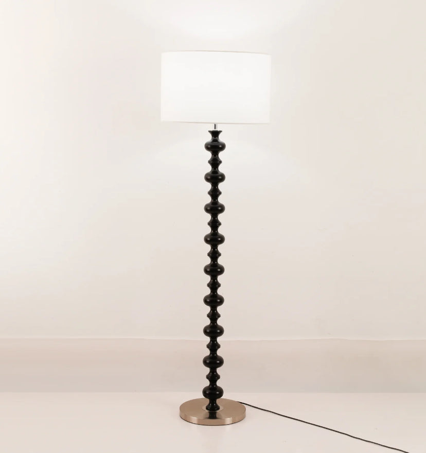 Vera Floor Lamp - Yiarolight