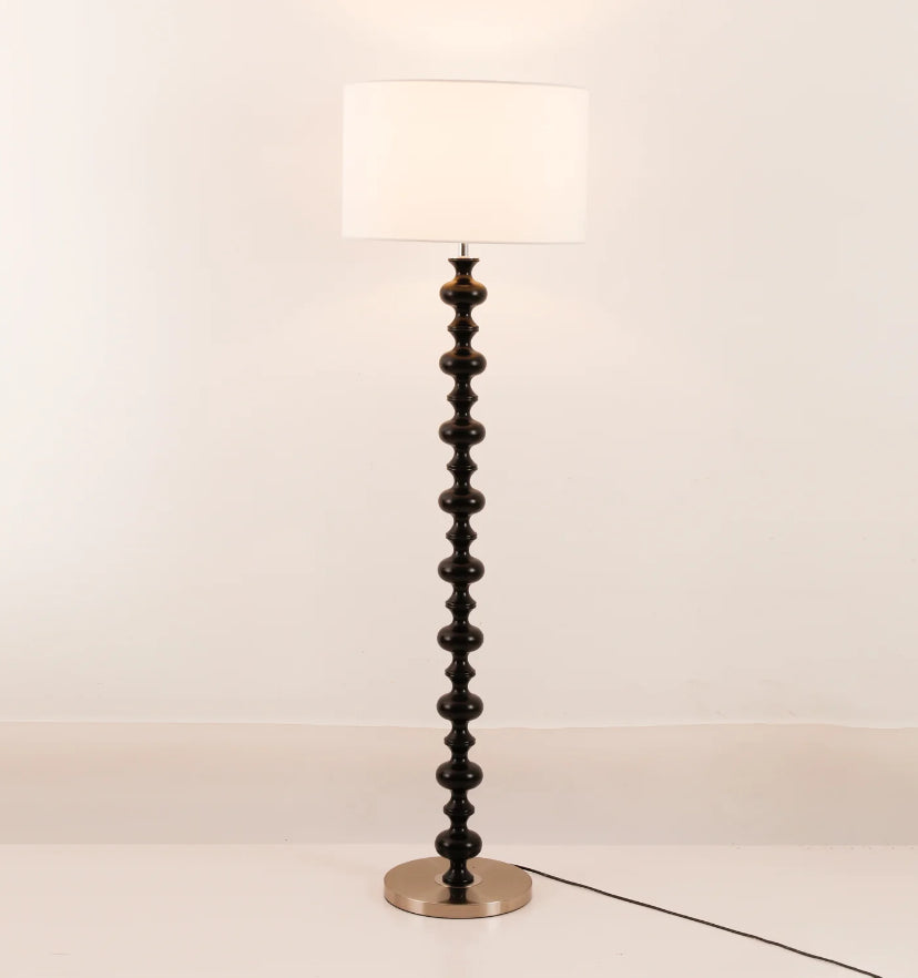 Vera Floor Lamp - Yiarolight