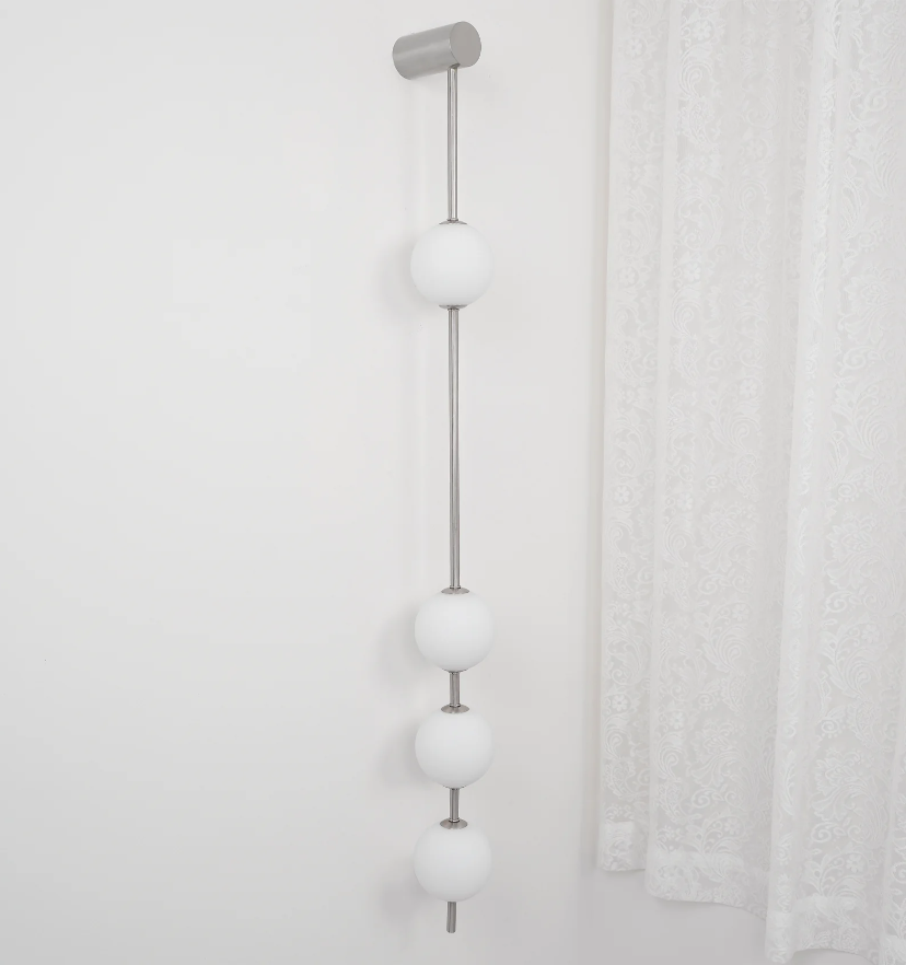 Vertical Balls Wall Lamp - Yiarolight