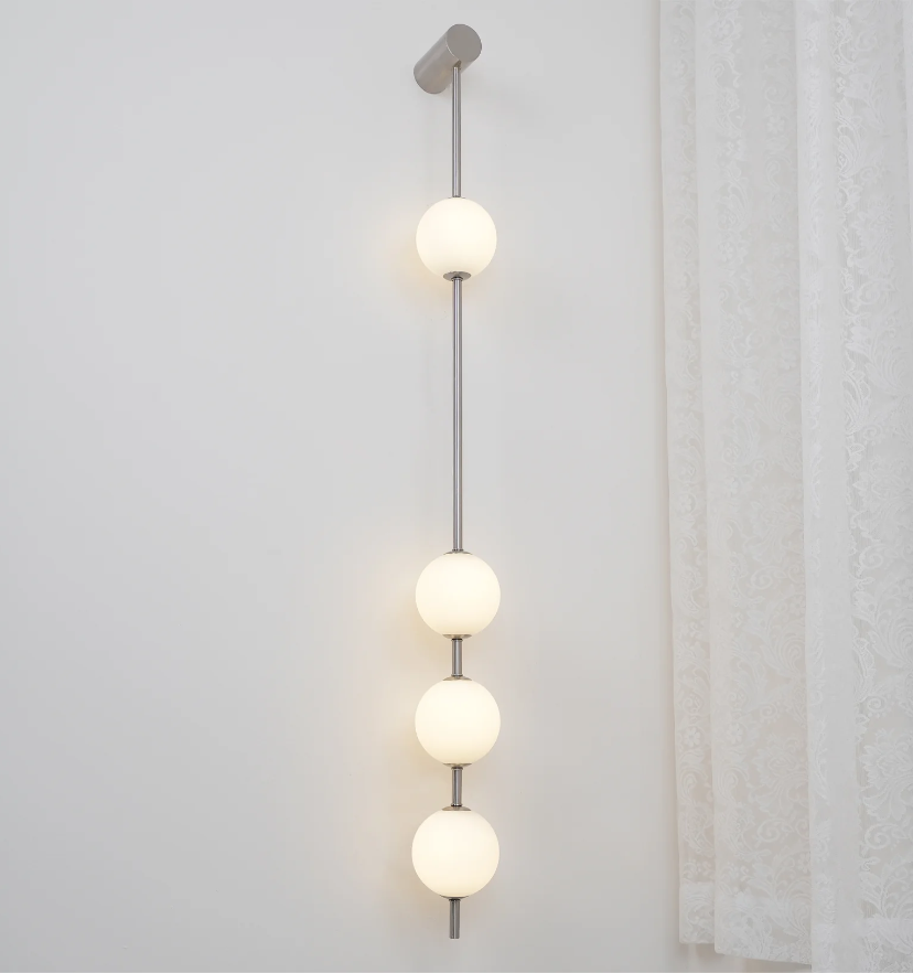 Vertical Balls Wall Lamp - Yiarolight
