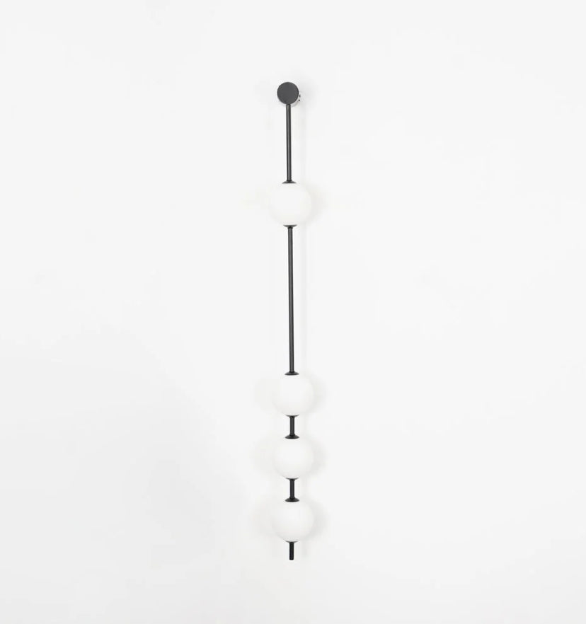 Vertical Balls Wall Lamp - Yiarolight
