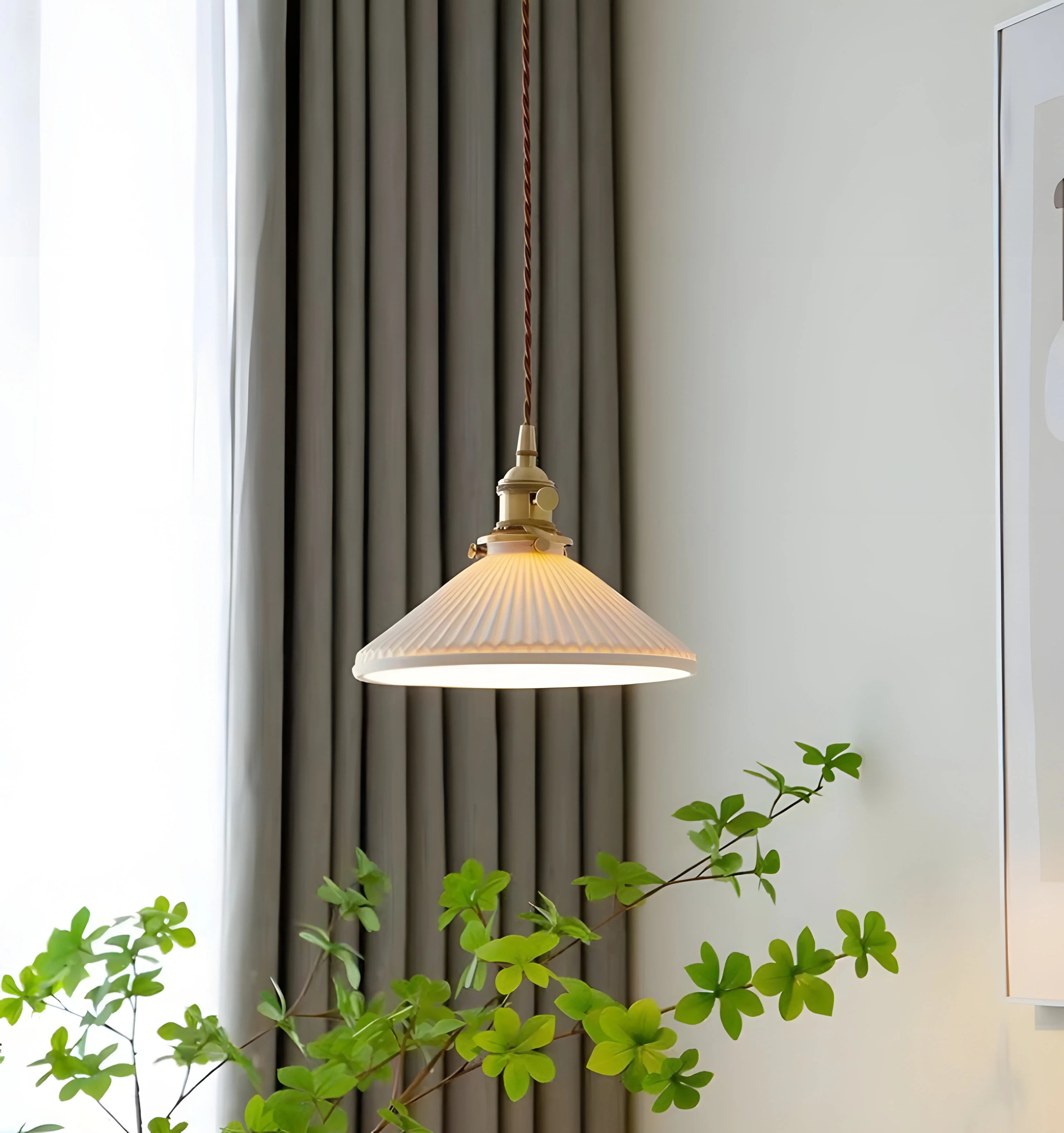 Ceramic Pleated Pendant Lamp - Auraolight