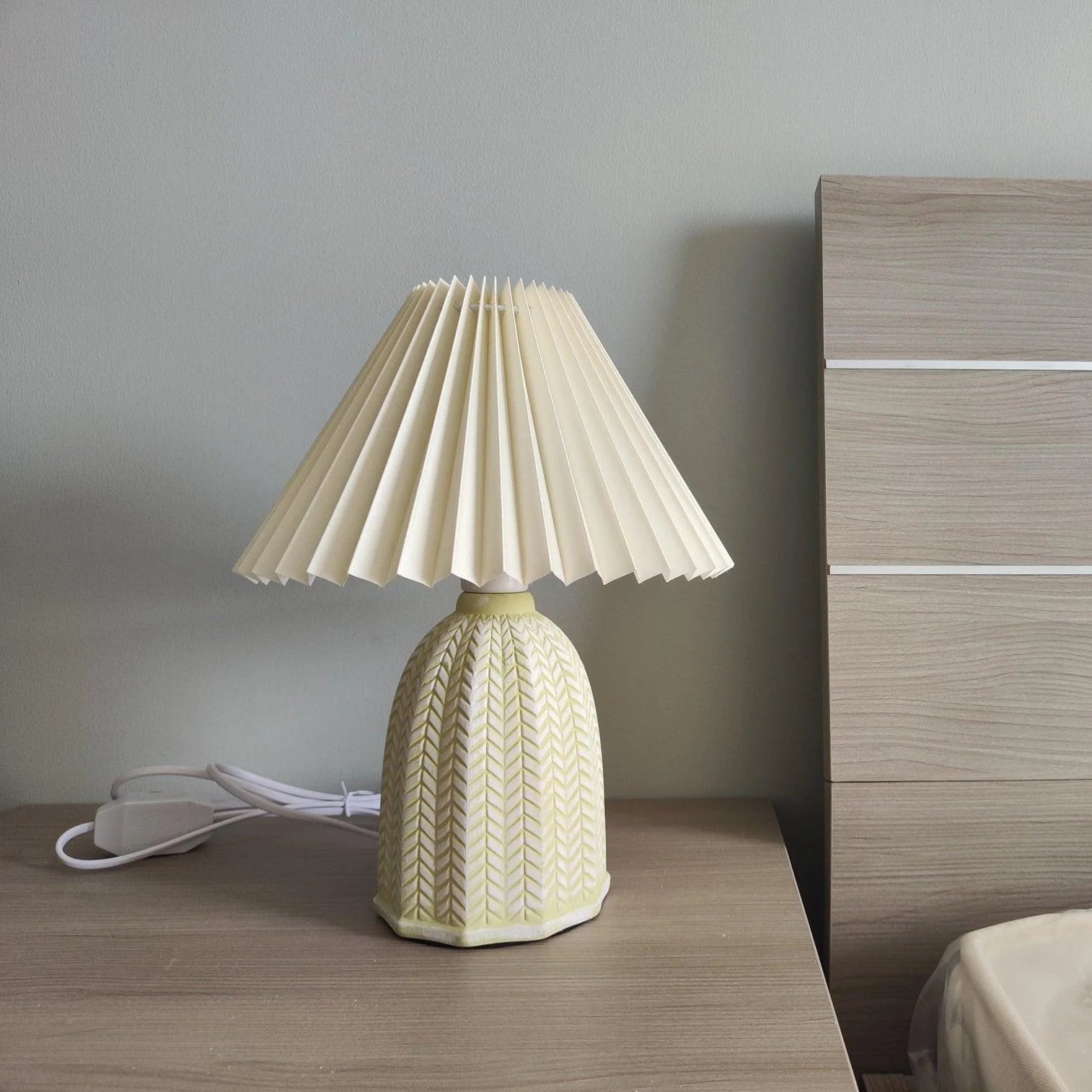 Vintage Pleated Table Lamp - Yiarolight