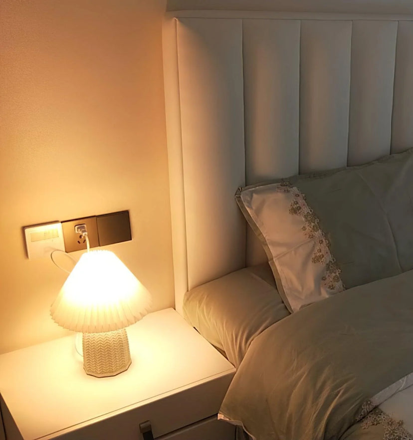 Vintage Pleated Table Lamp - Yiarolight
