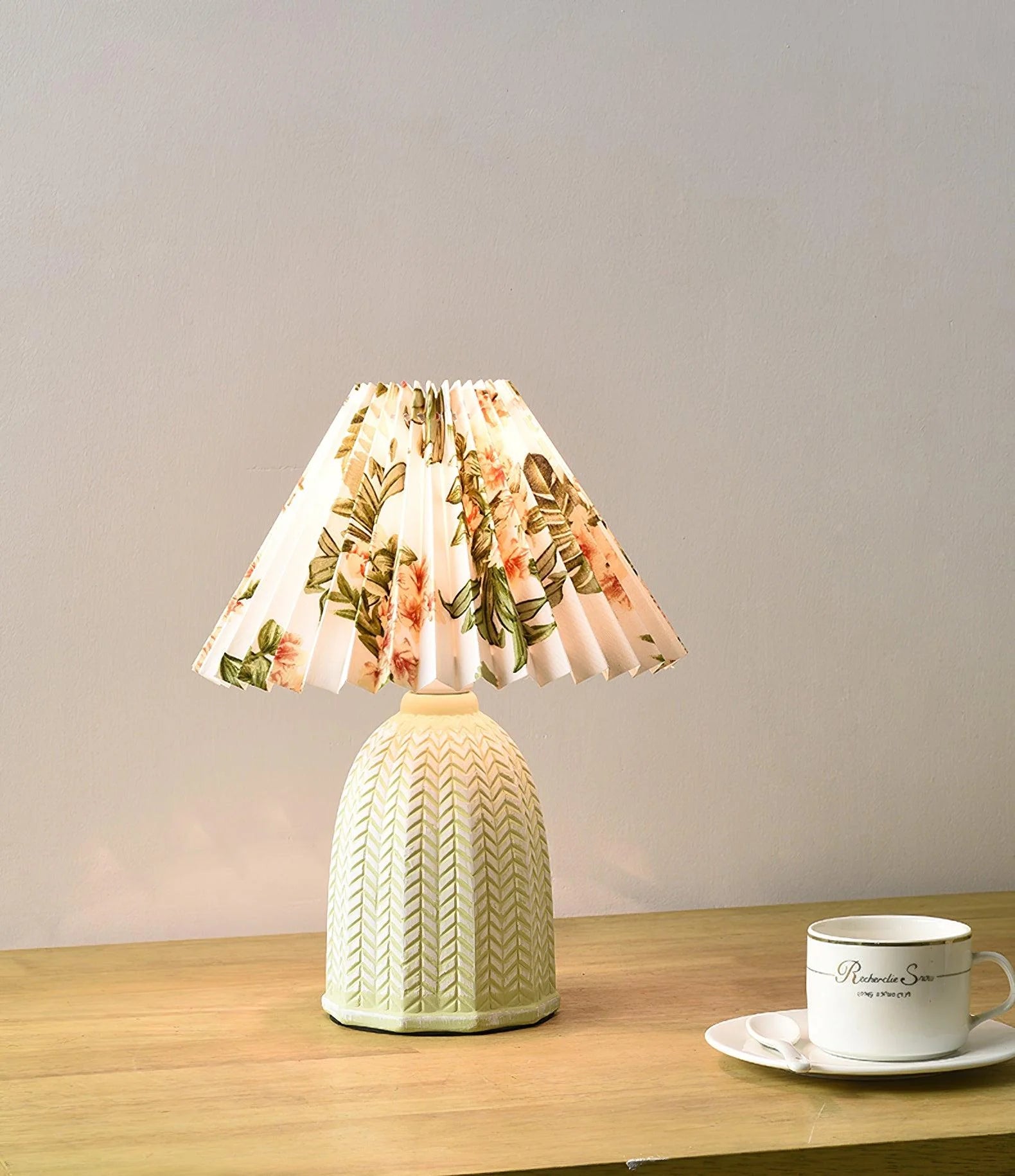 Vintage Pleated Table Lamp - Yiarolight