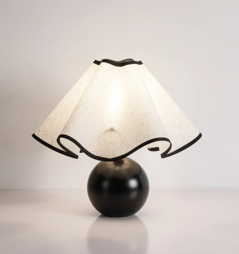 Wavecrest Table Lamp - Yiarolight