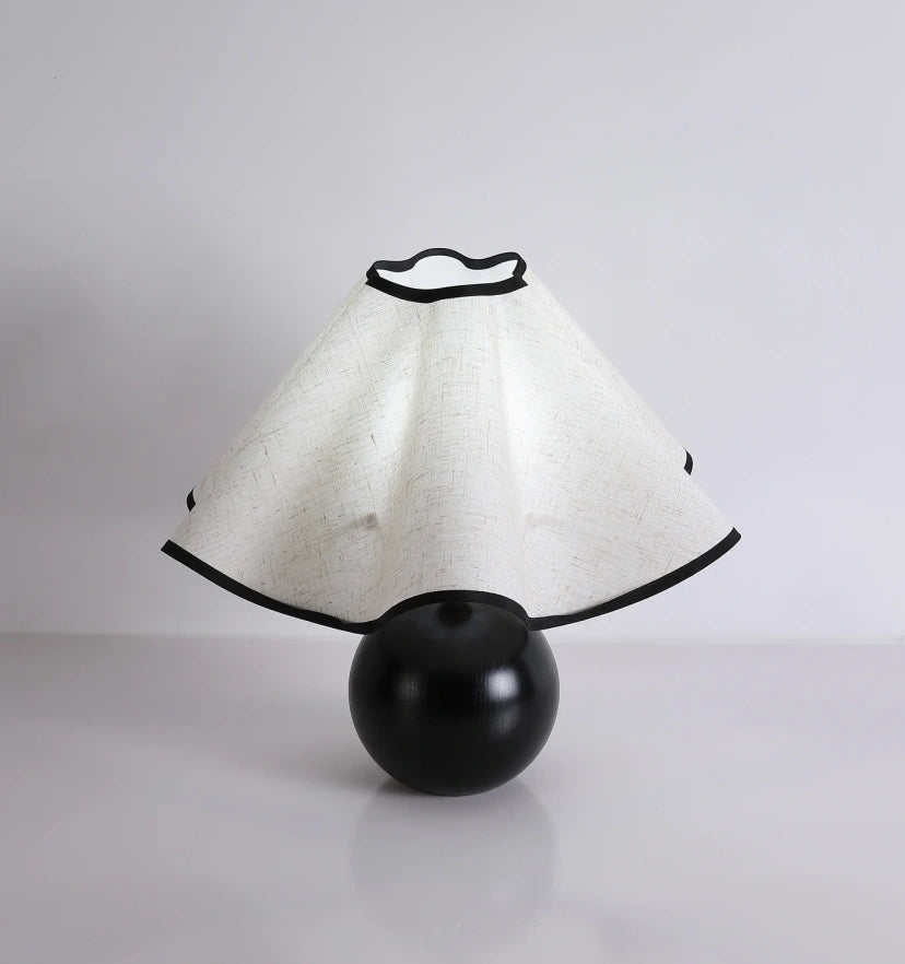 Wavecrest Table Lamp - Yiarolight
