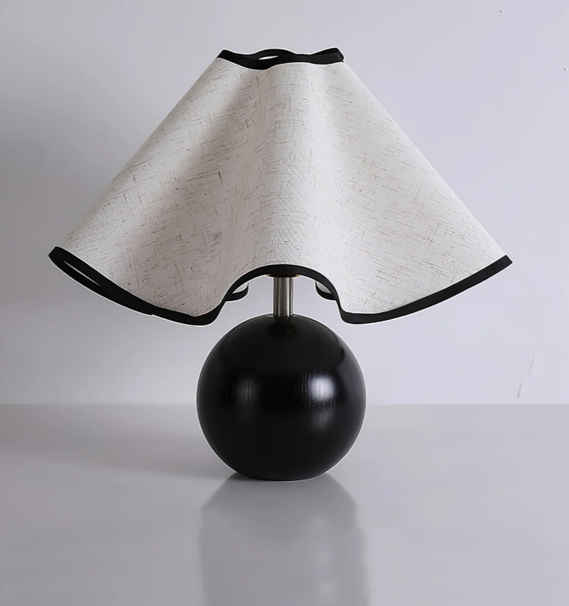 Wavecrest Table Lamp - Yiarolight