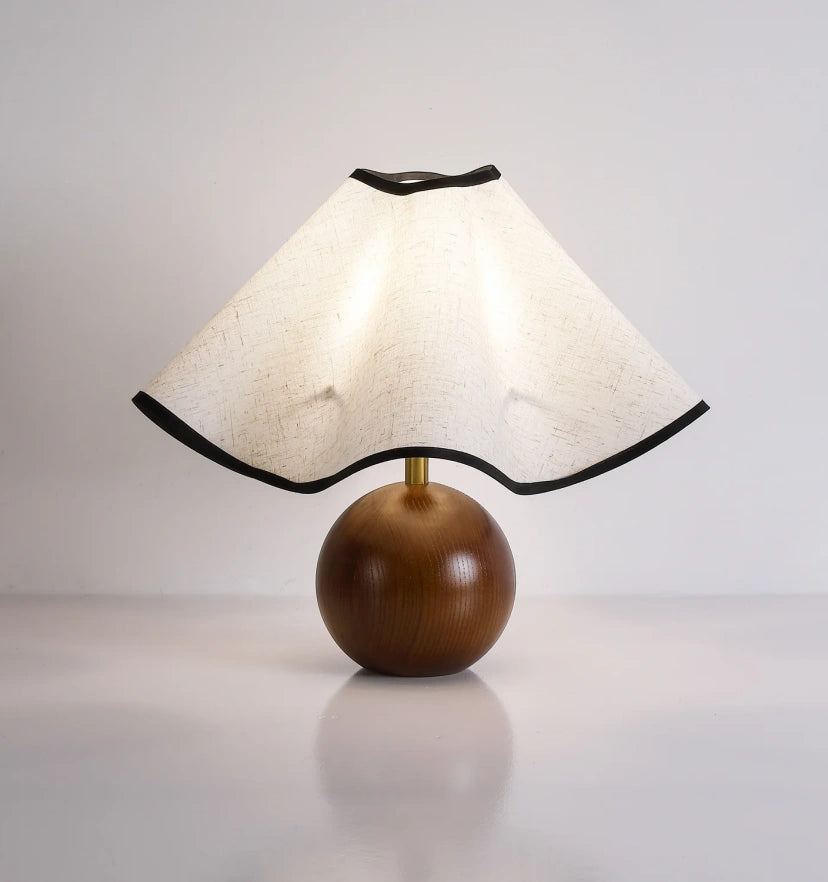 Wavecrest Table Lamp - Yiarolight