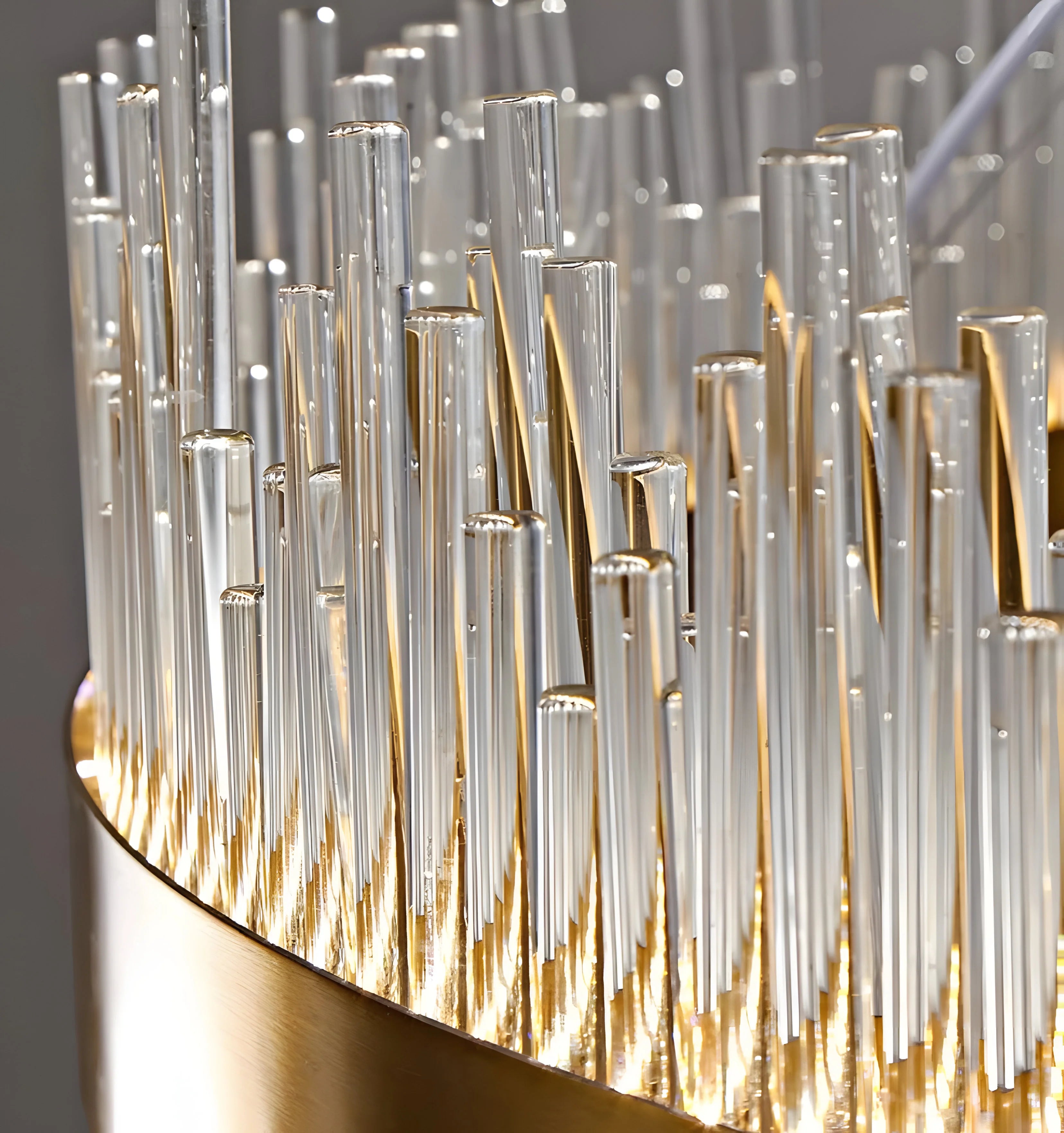 Wilmer Crown Crystal Chandelier - Auraolight