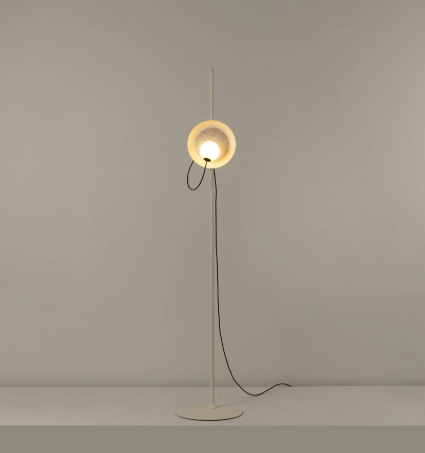 Wire Floor Lamp - Yiarolight