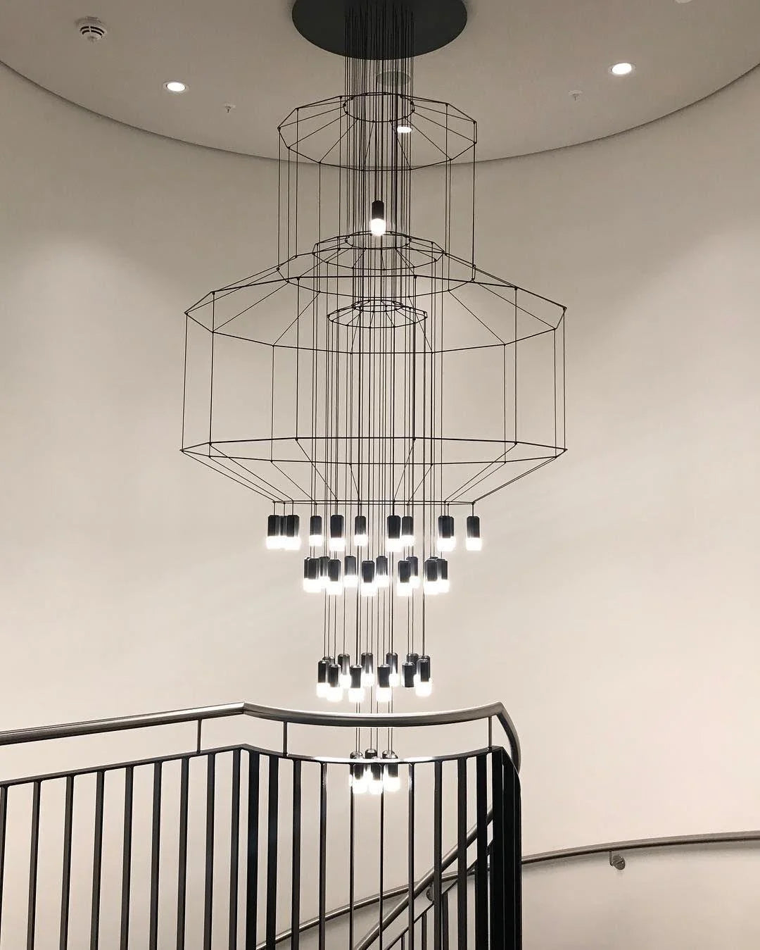 Lines Chandelier - Yiarolight