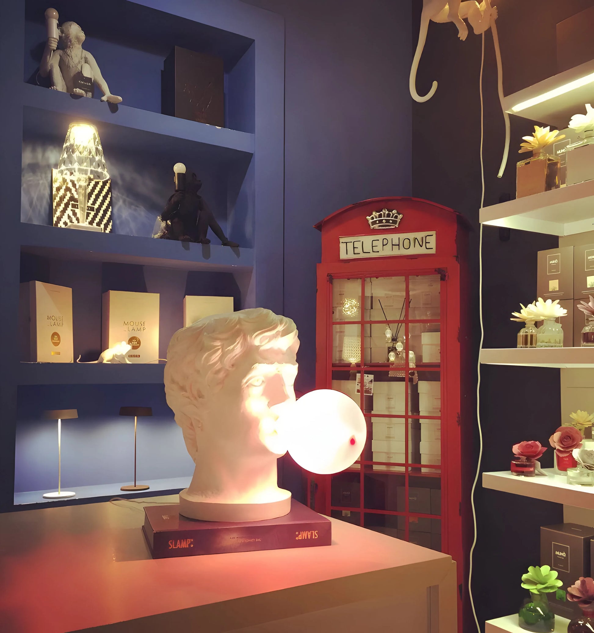 Wonder Table Lamp - Yiarolight