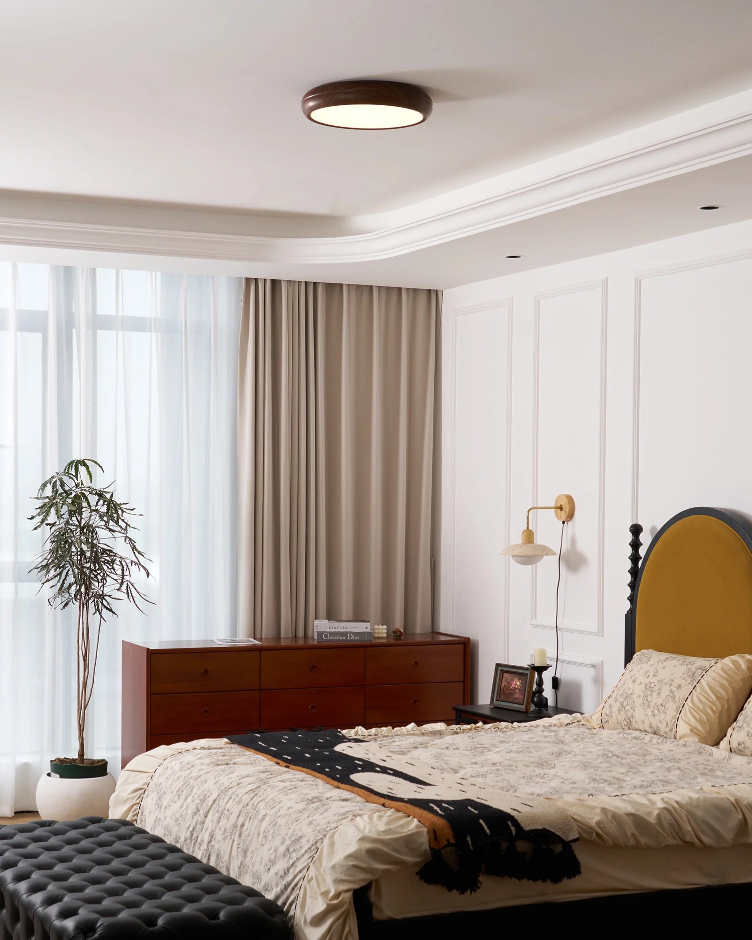 Wood Grain Round Ceiling Lamp