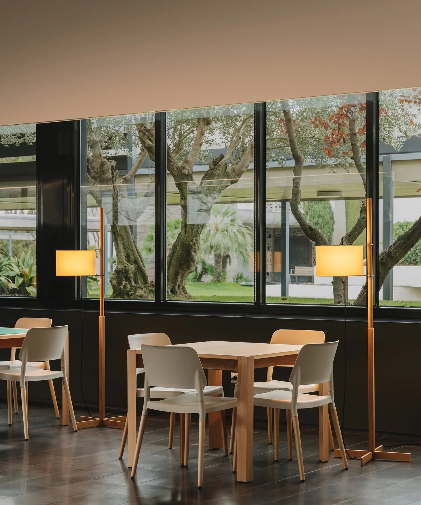 Wood Tmm Floor Lamp - Yiarolight