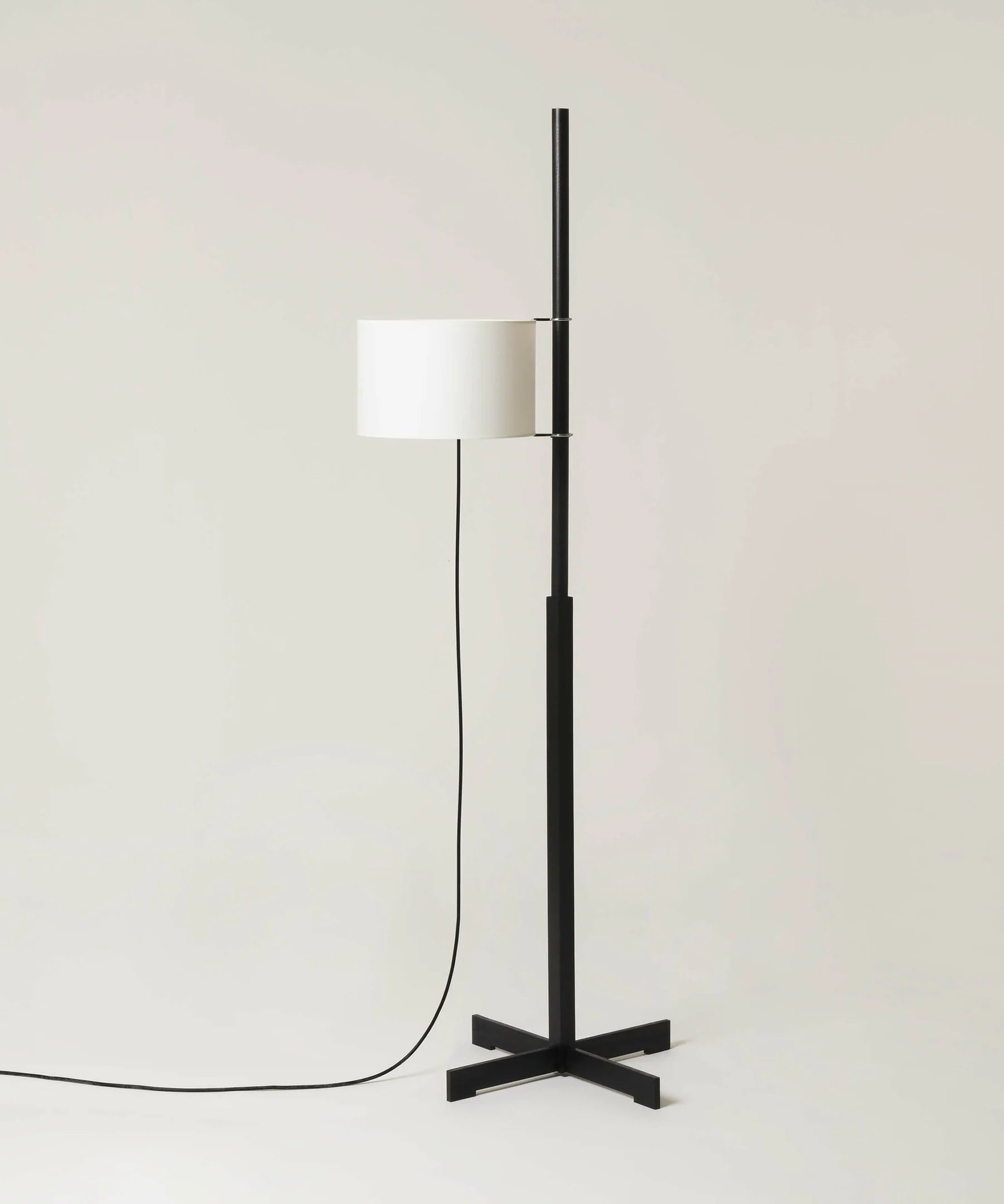 Wood Tmm Floor Lamp - Yiarolight