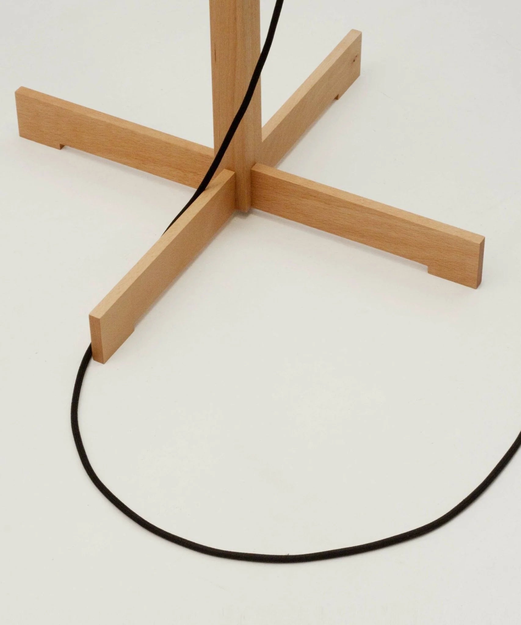 Wood Tmm Floor Lamp - Yiarolight