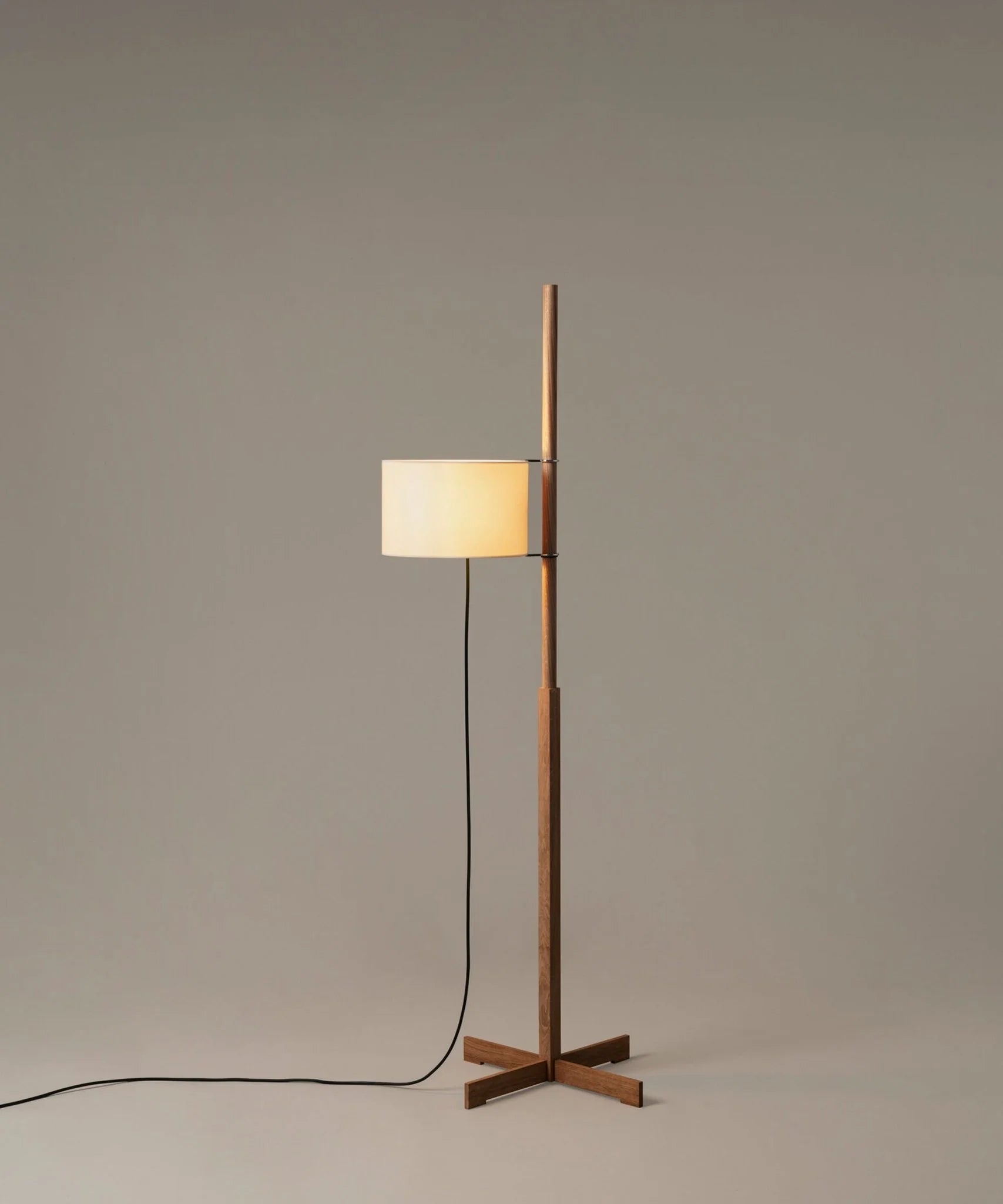 Wood Tmm Floor Lamp - Yiarolight